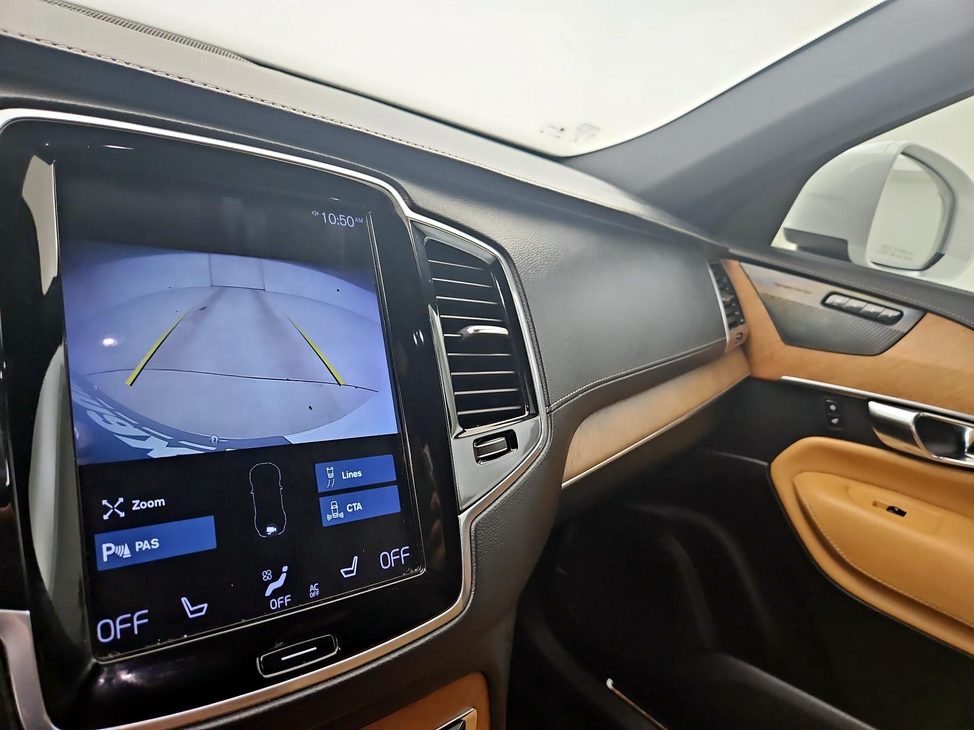 Thumbnail: 2019 Volvo XC90 - 15