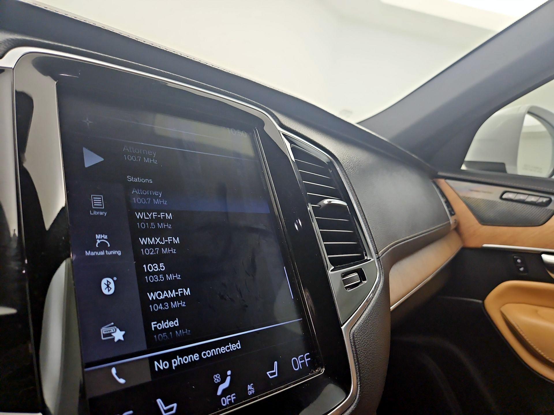 Thumbnail: 2019 Volvo XC90 - 16