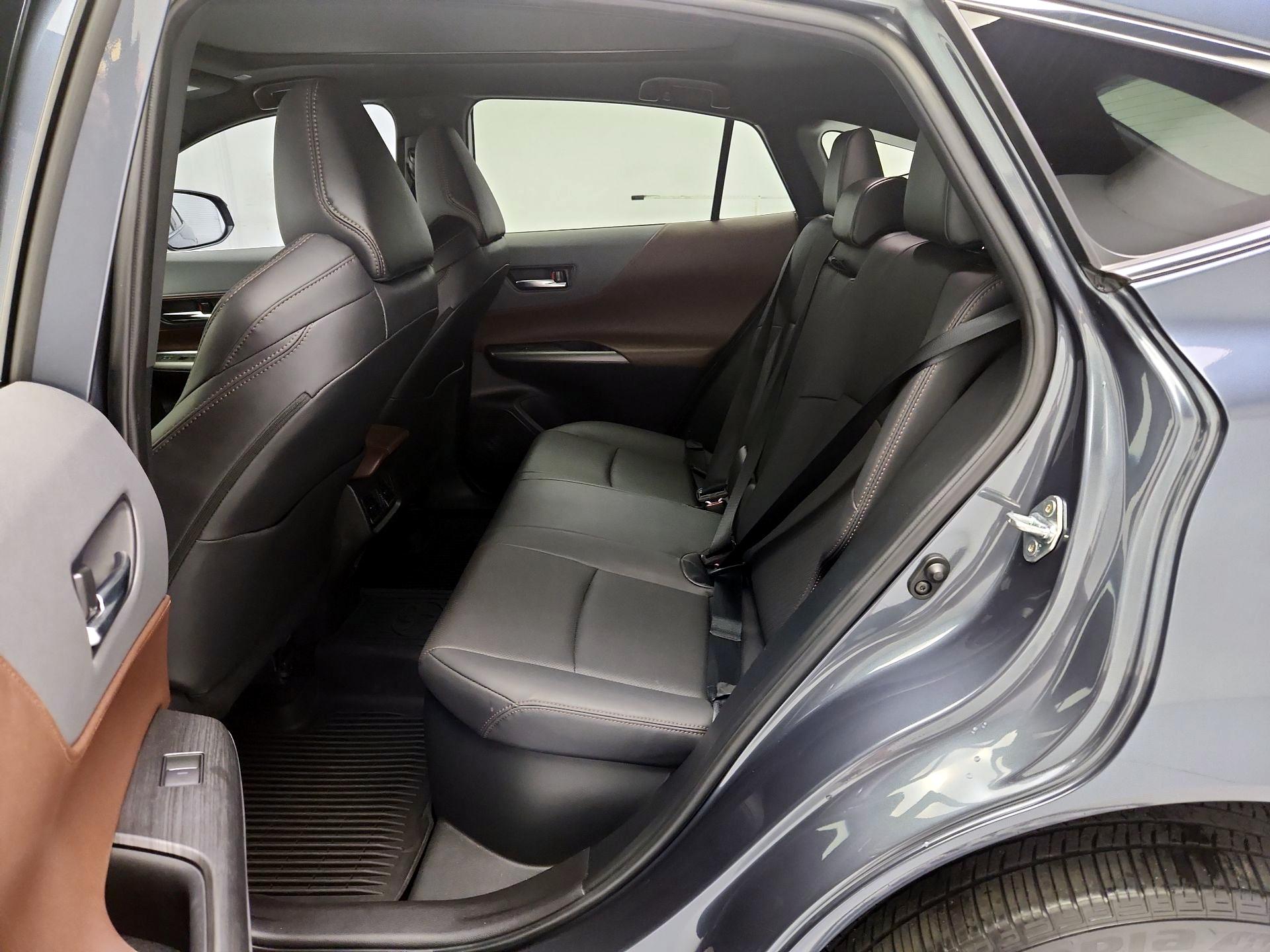 Thumbnail: 2024 Toyota Venza - 20