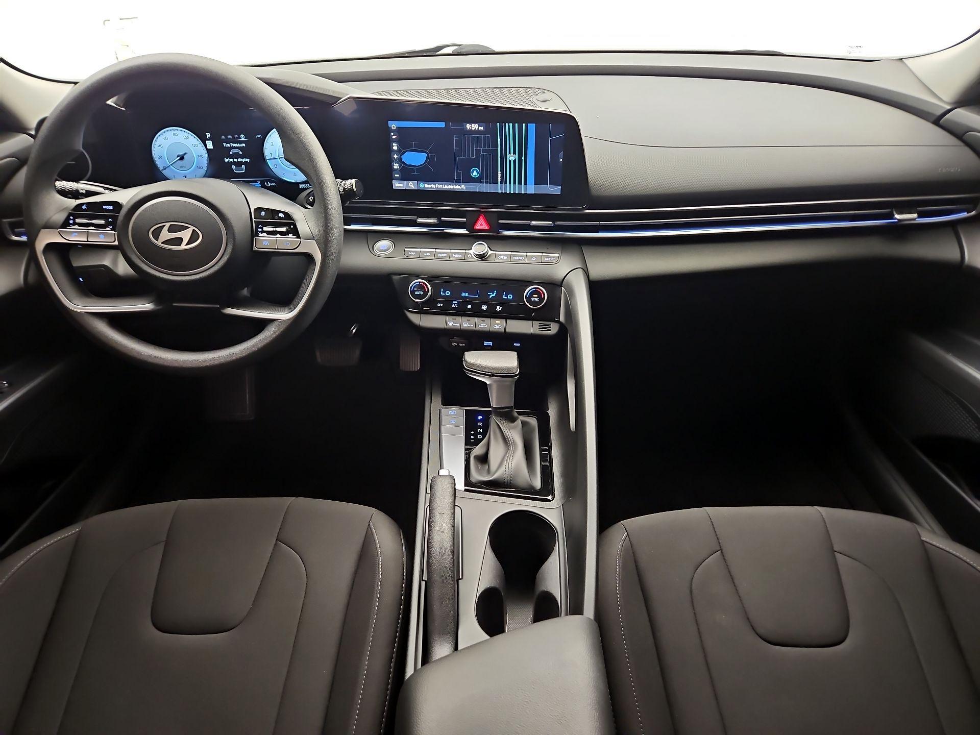 Thumbnail: 2024 Hyundai Elantra - 9