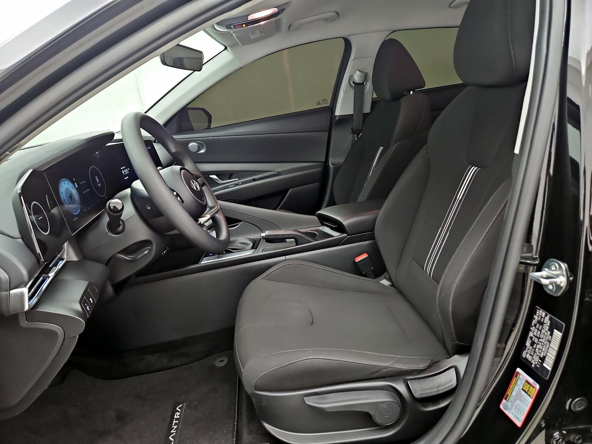 Thumbnail: 2024 Hyundai Elantra - 11