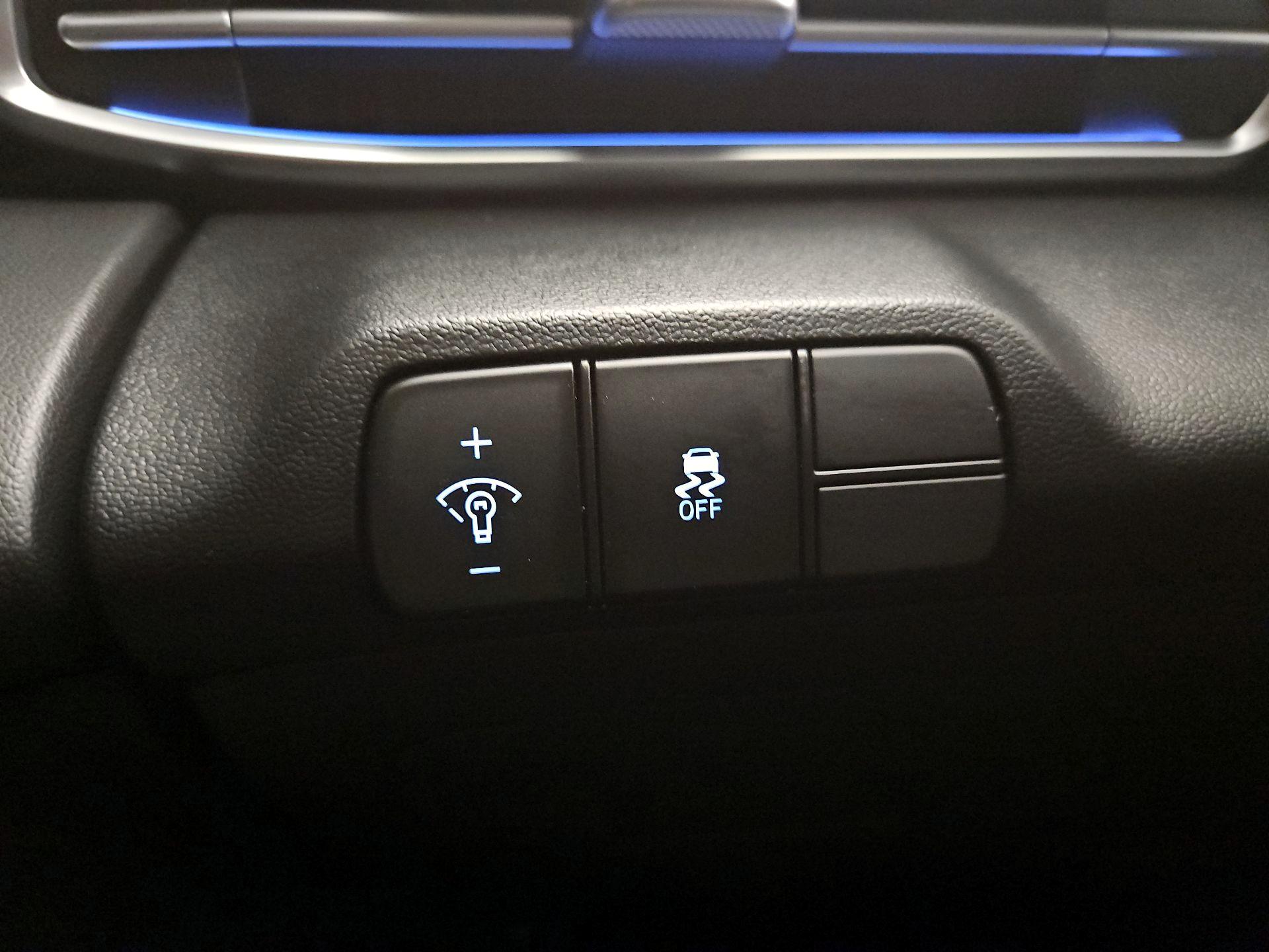 Thumbnail: 2024 Hyundai Elantra - 13