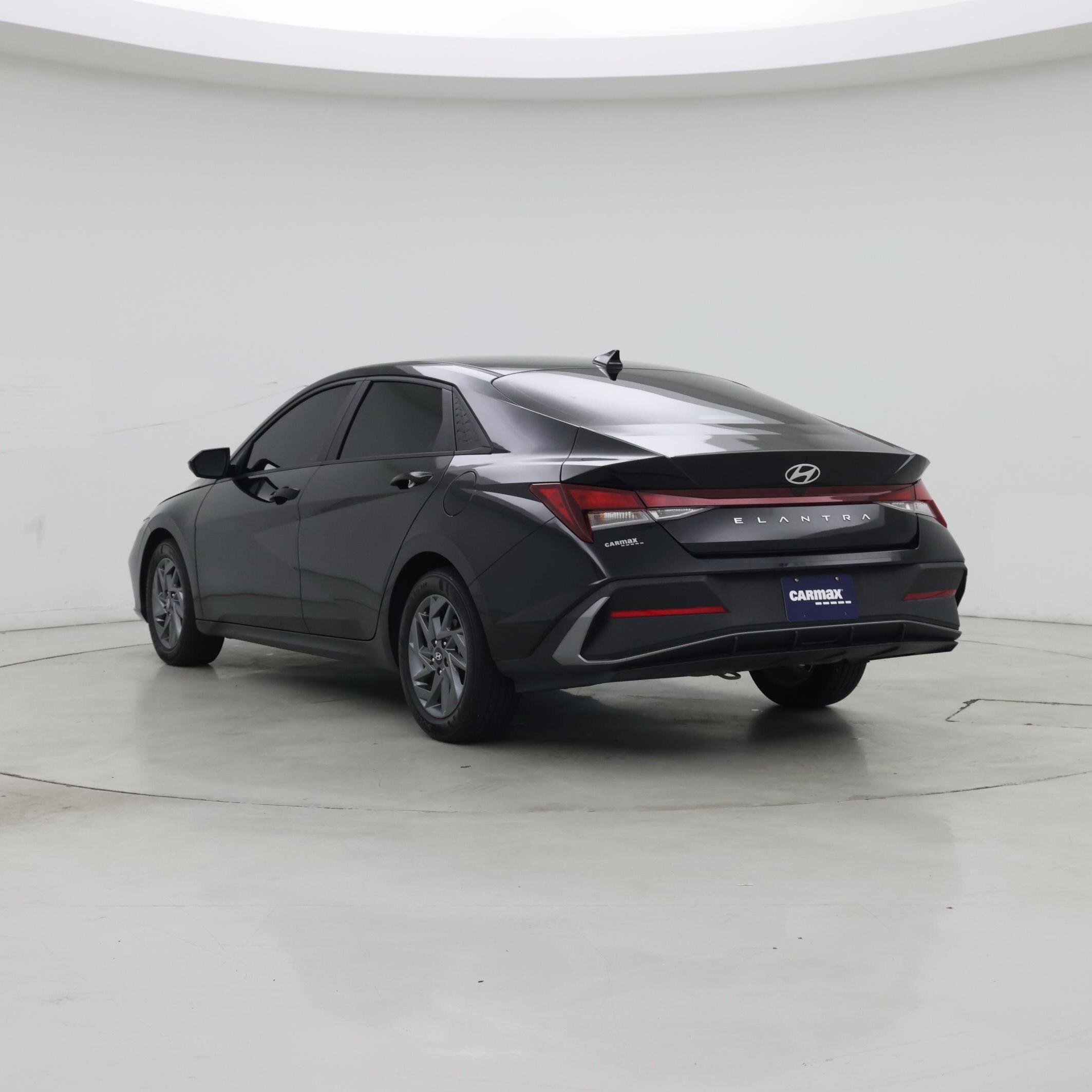 Thumbnail: 2024 Hyundai Elantra - 2