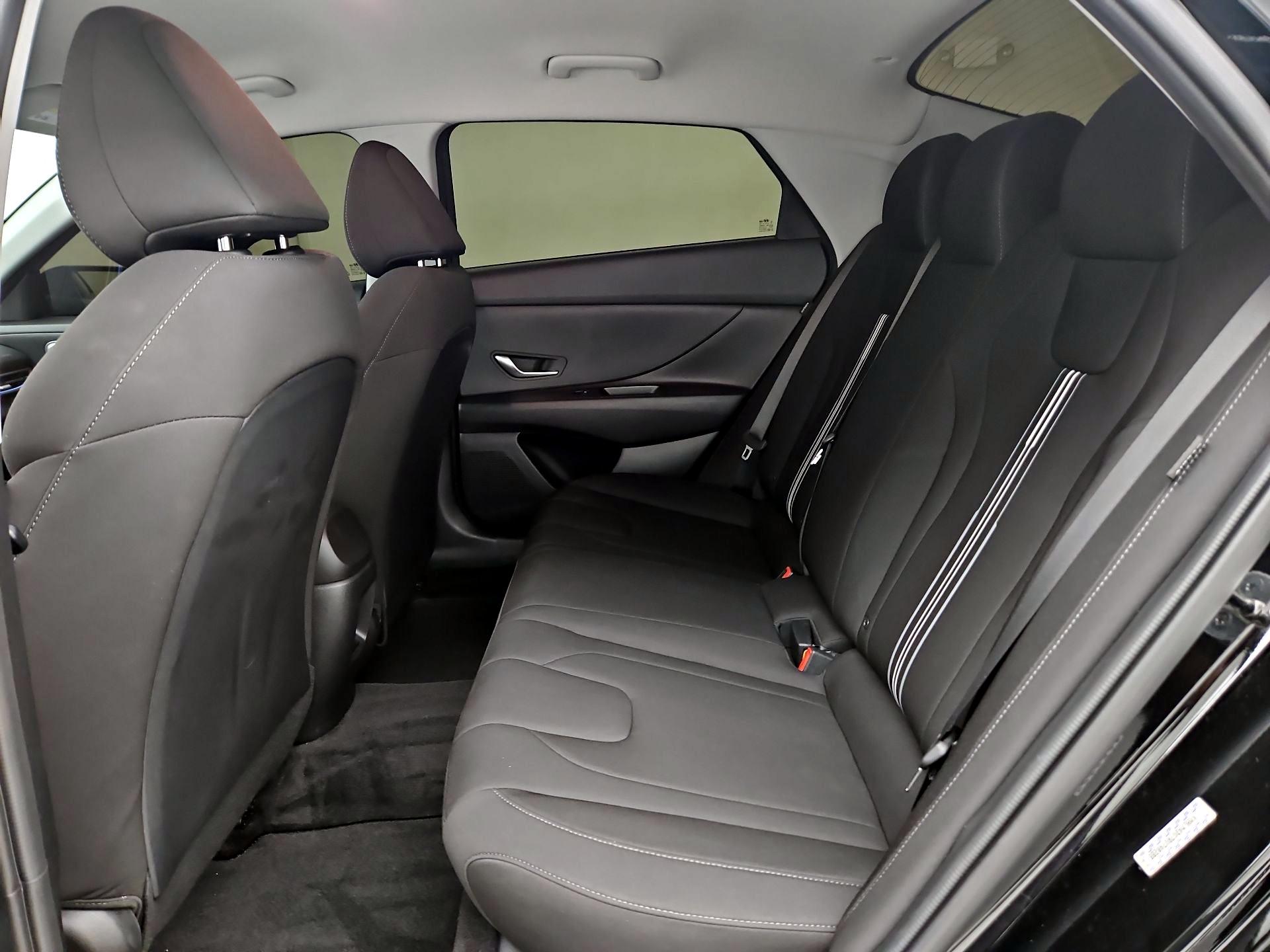 Thumbnail: 2024 Hyundai Elantra - 20