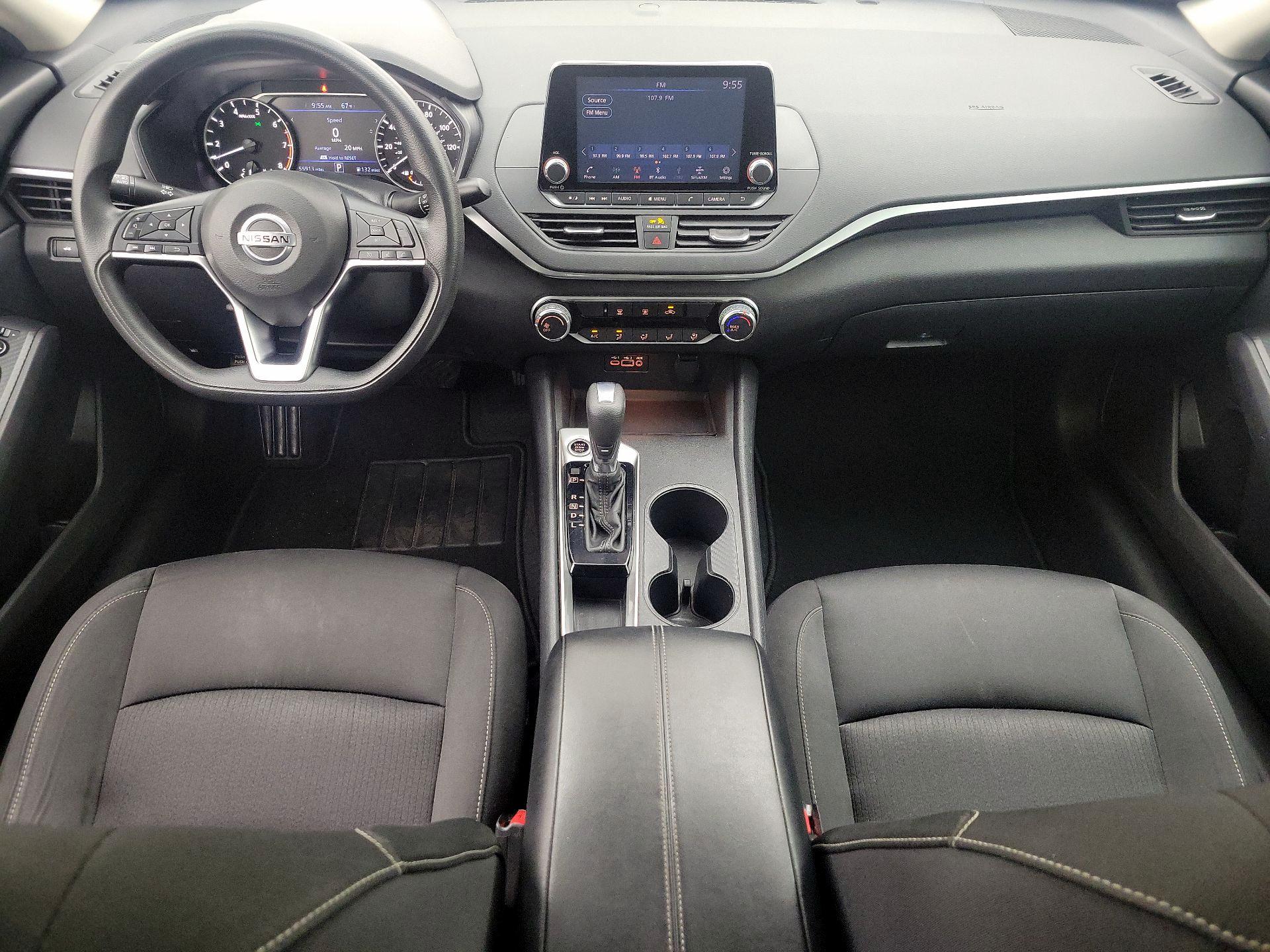 Thumbnail: 2020 Nissan Altima - 9