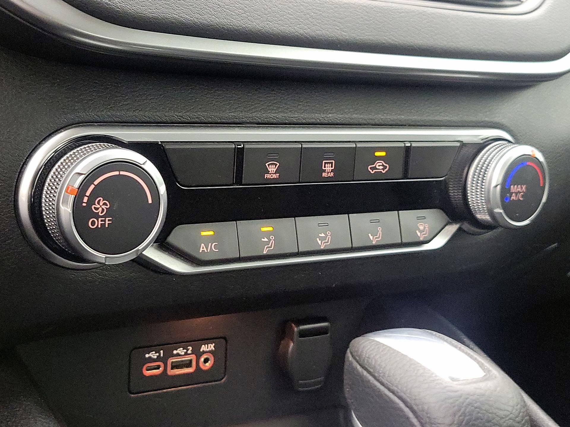 Thumbnail: 2020 Nissan Altima - 16