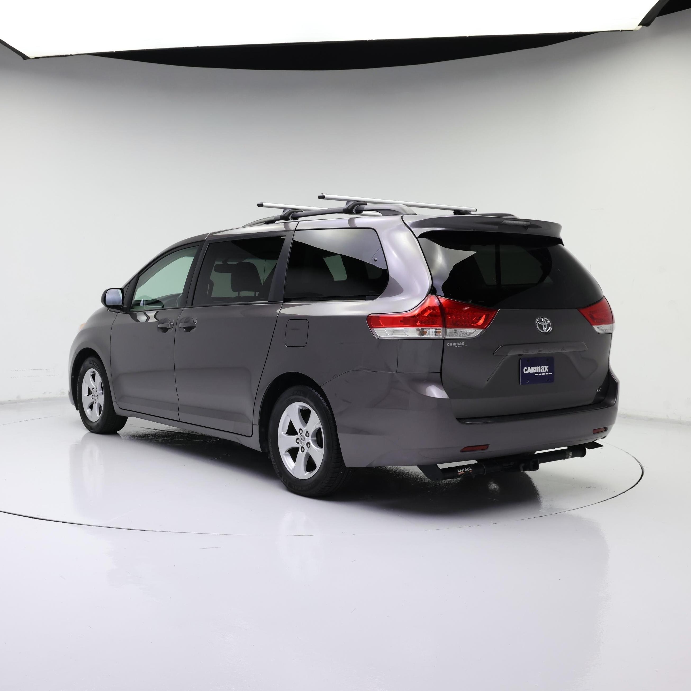 Thumbnail: 2014 Toyota Sienna - 2