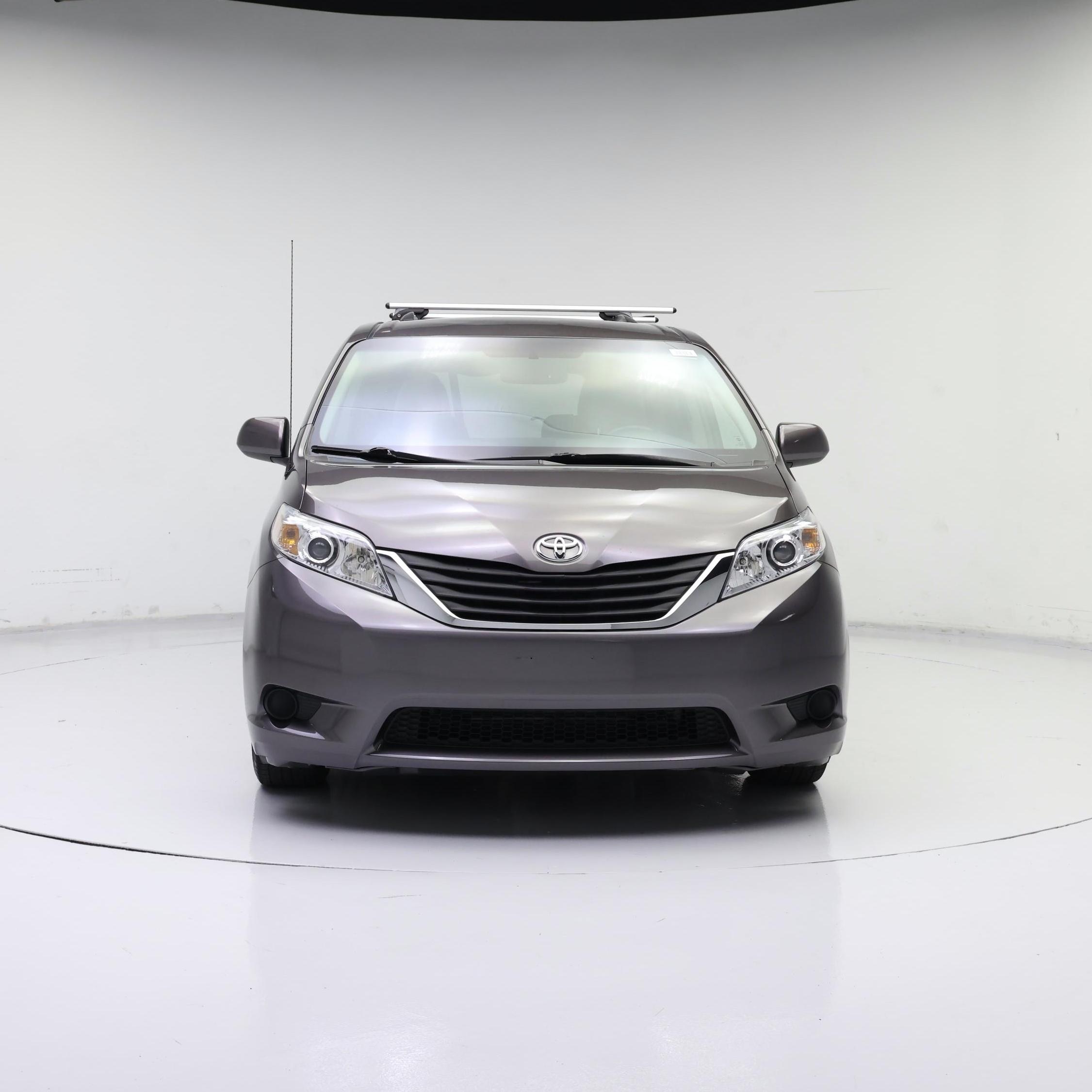 Thumbnail: 2014 Toyota Sienna - 5