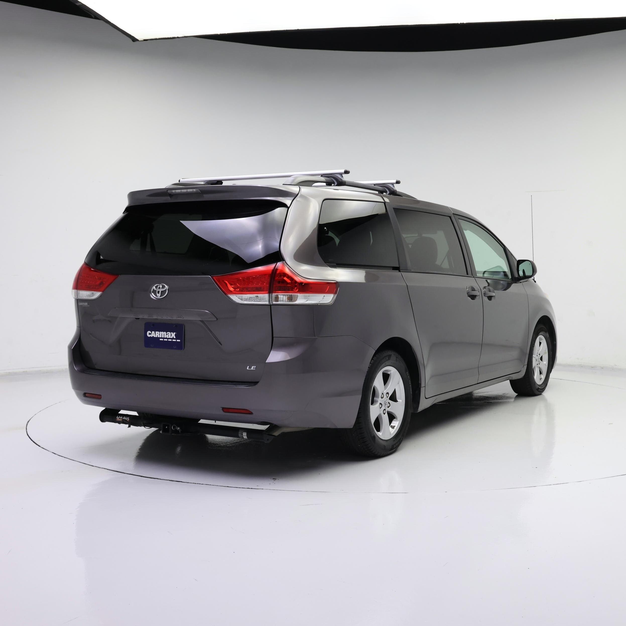Thumbnail: 2014 Toyota Sienna - 8