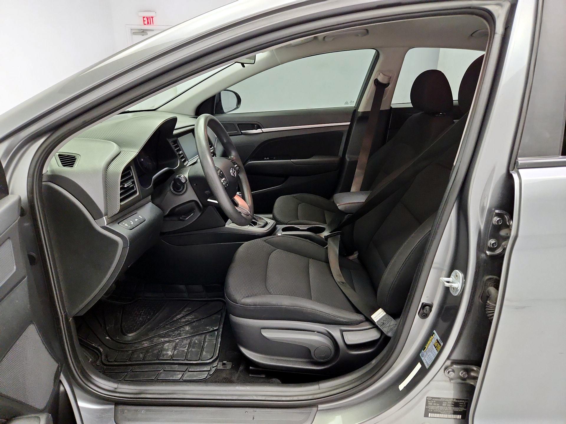 Thumbnail: 2019 Hyundai Elantra - 11