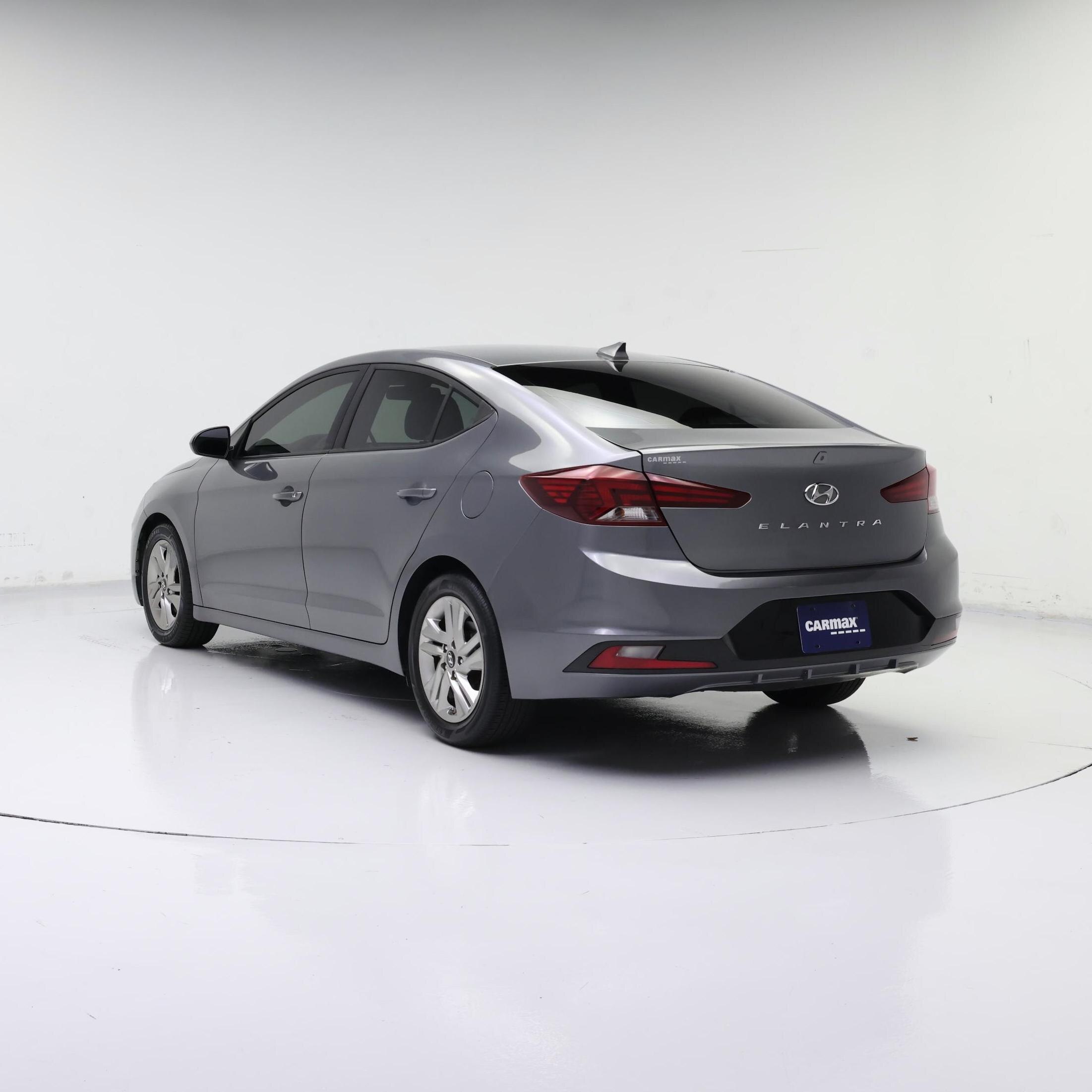 Thumbnail: 2019 Hyundai Elantra - 2