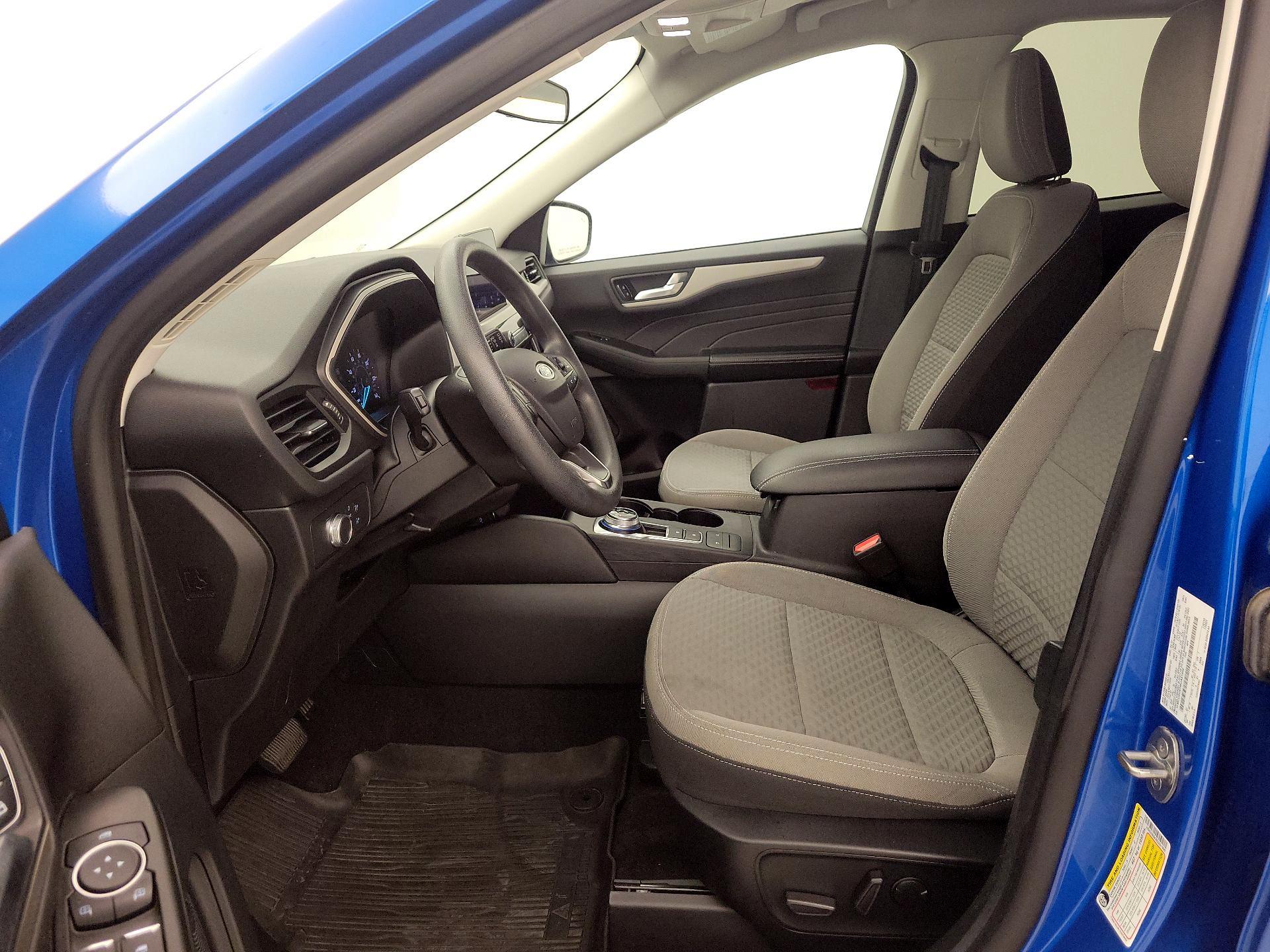 Thumbnail: 2021 Ford Escape - 11
