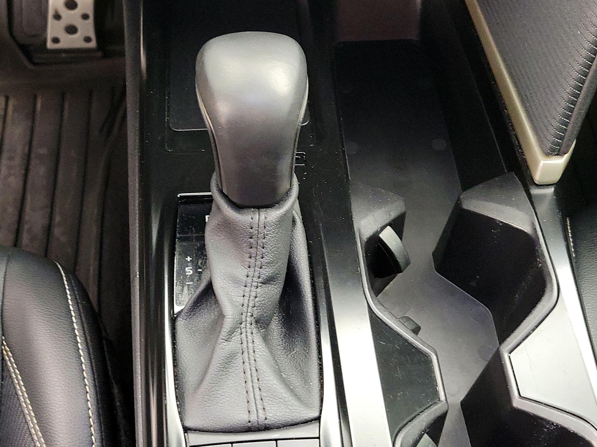 Thumbnail: 2025 Toyota Camry - 17