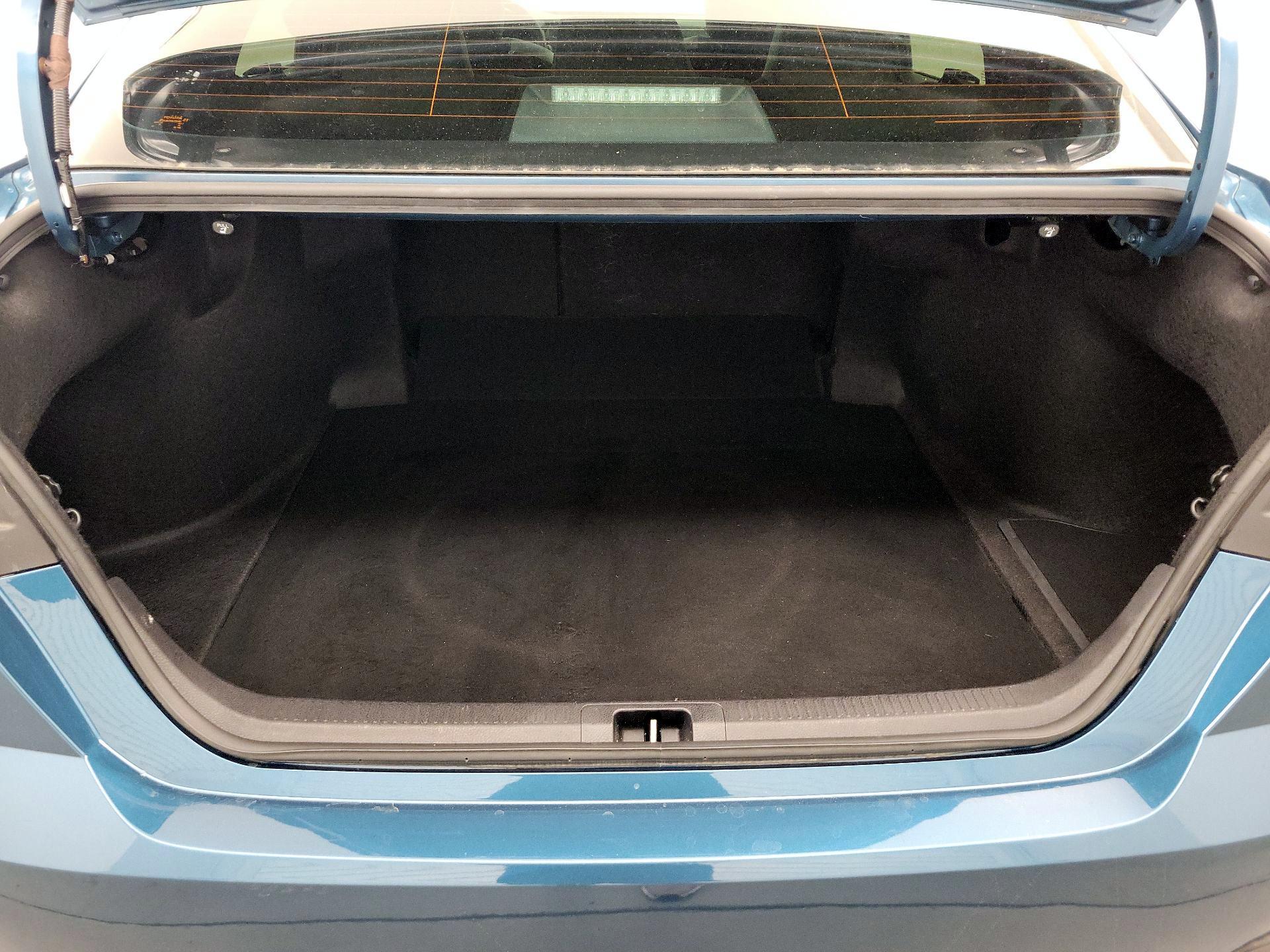 Thumbnail: 2025 Toyota Camry - 20