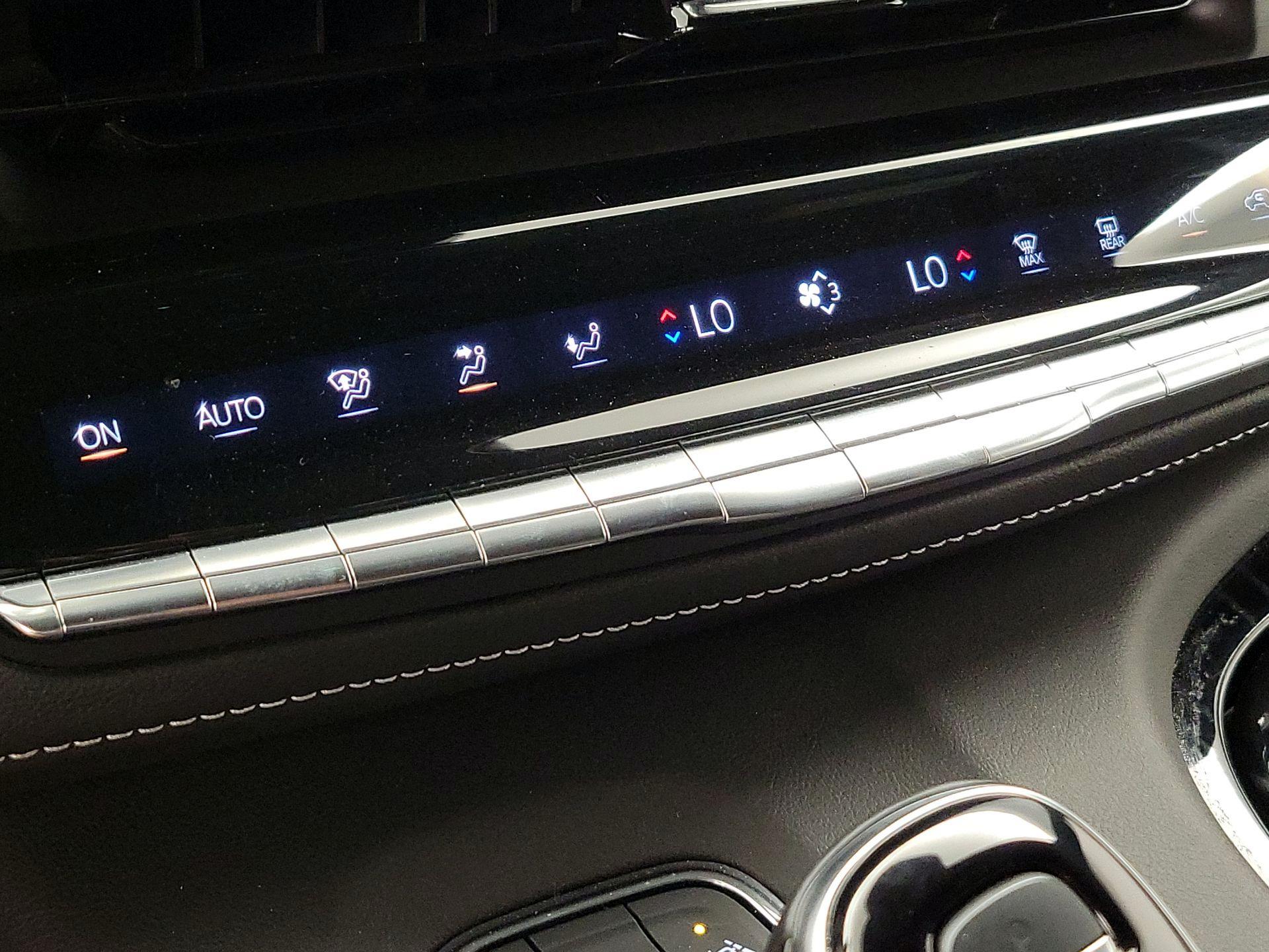 Thumbnail: 2024 Cadillac Escalade - 17