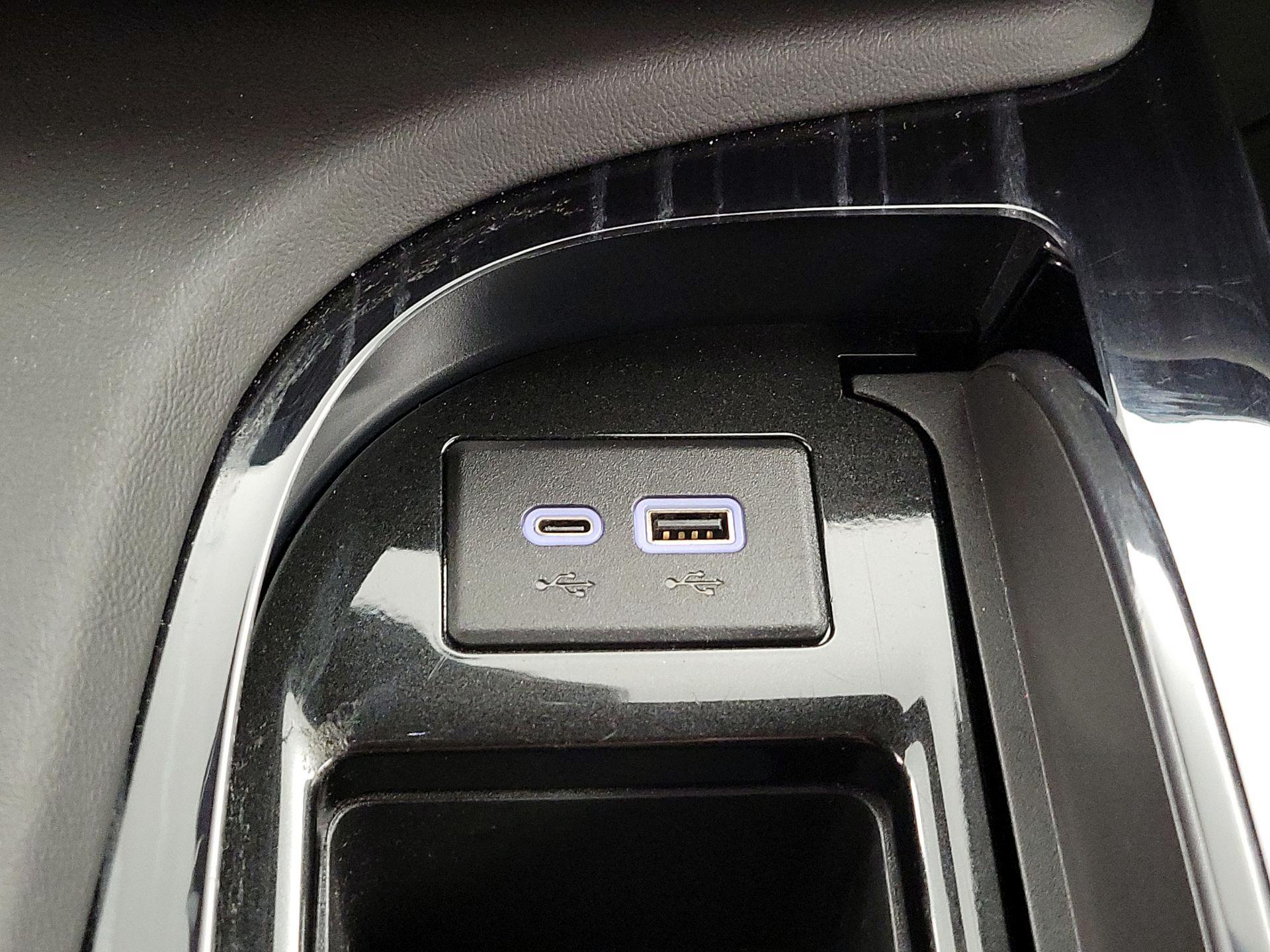 Thumbnail: 2024 Cadillac Escalade - 19