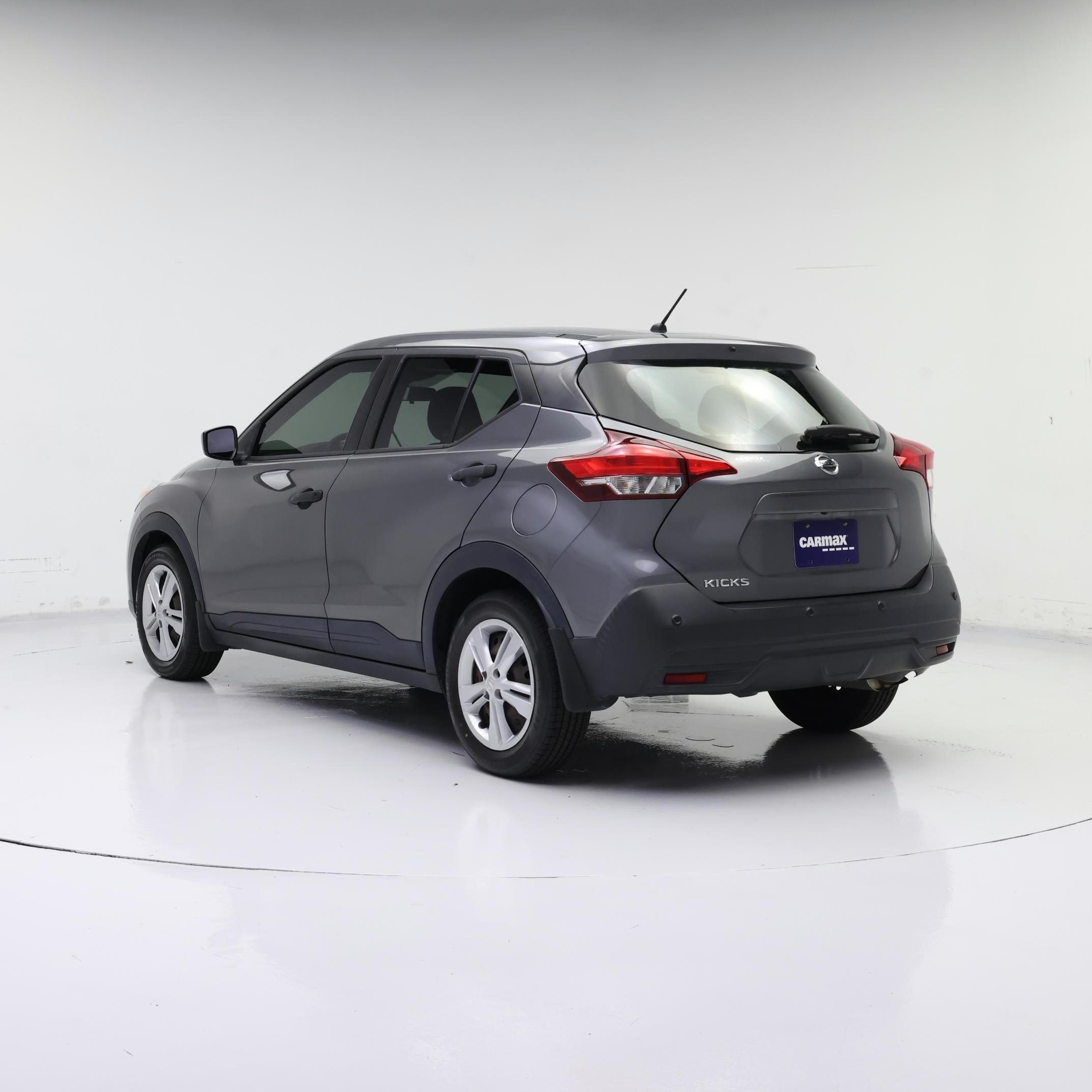 Thumbnail: 2020 Nissan Kicks - 2