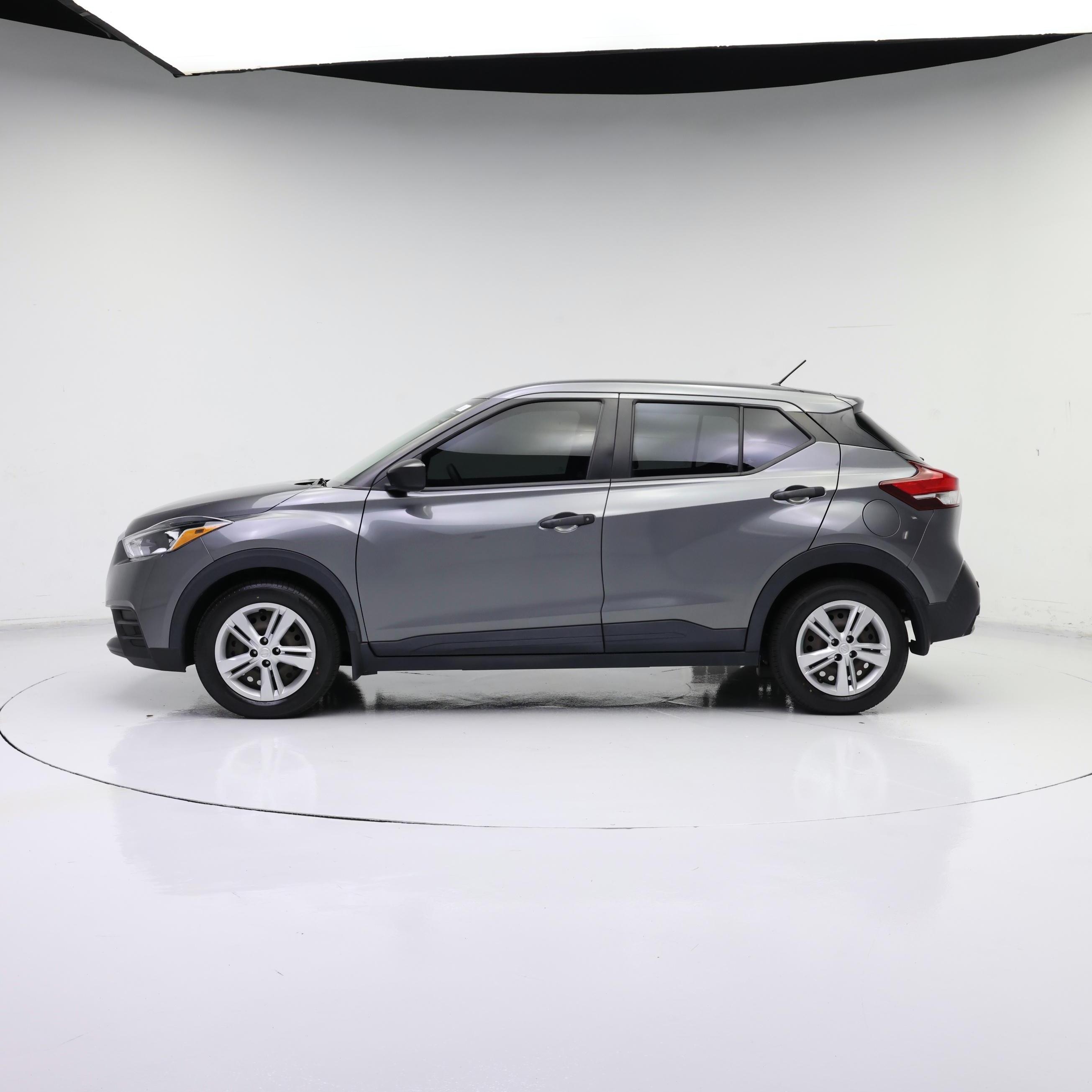 Thumbnail: 2020 Nissan Kicks - 3