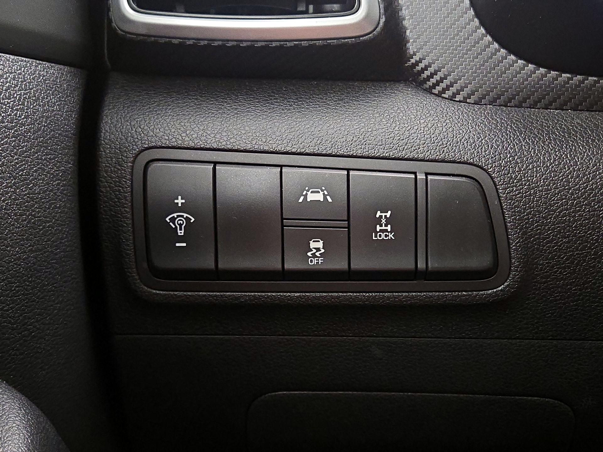 Thumbnail: 2020 Hyundai Tucson - 13