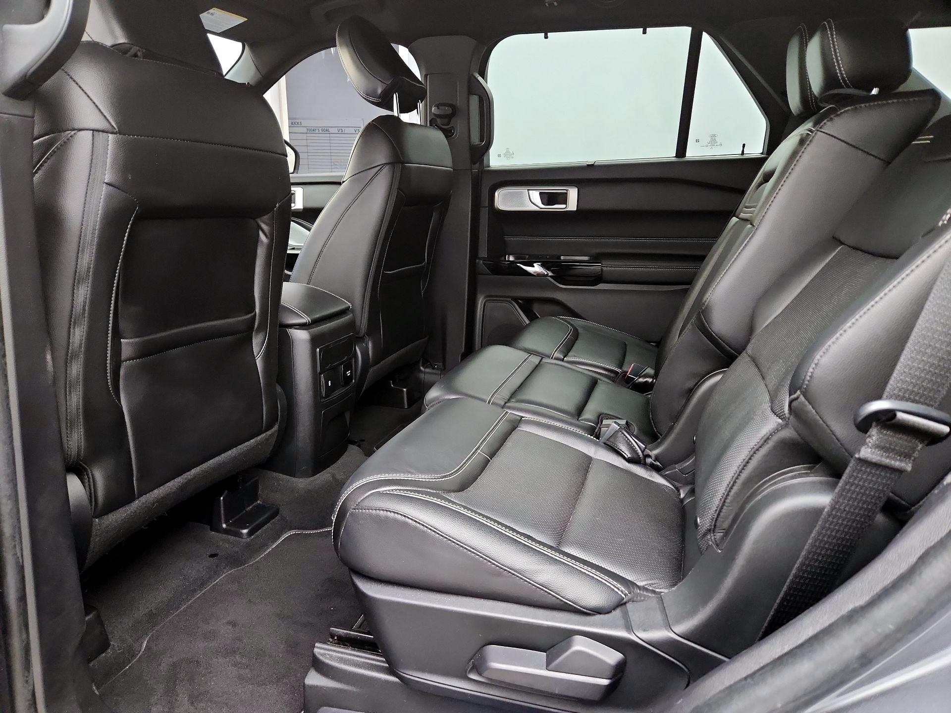 Thumbnail: 2022 Ford Explorer - 20