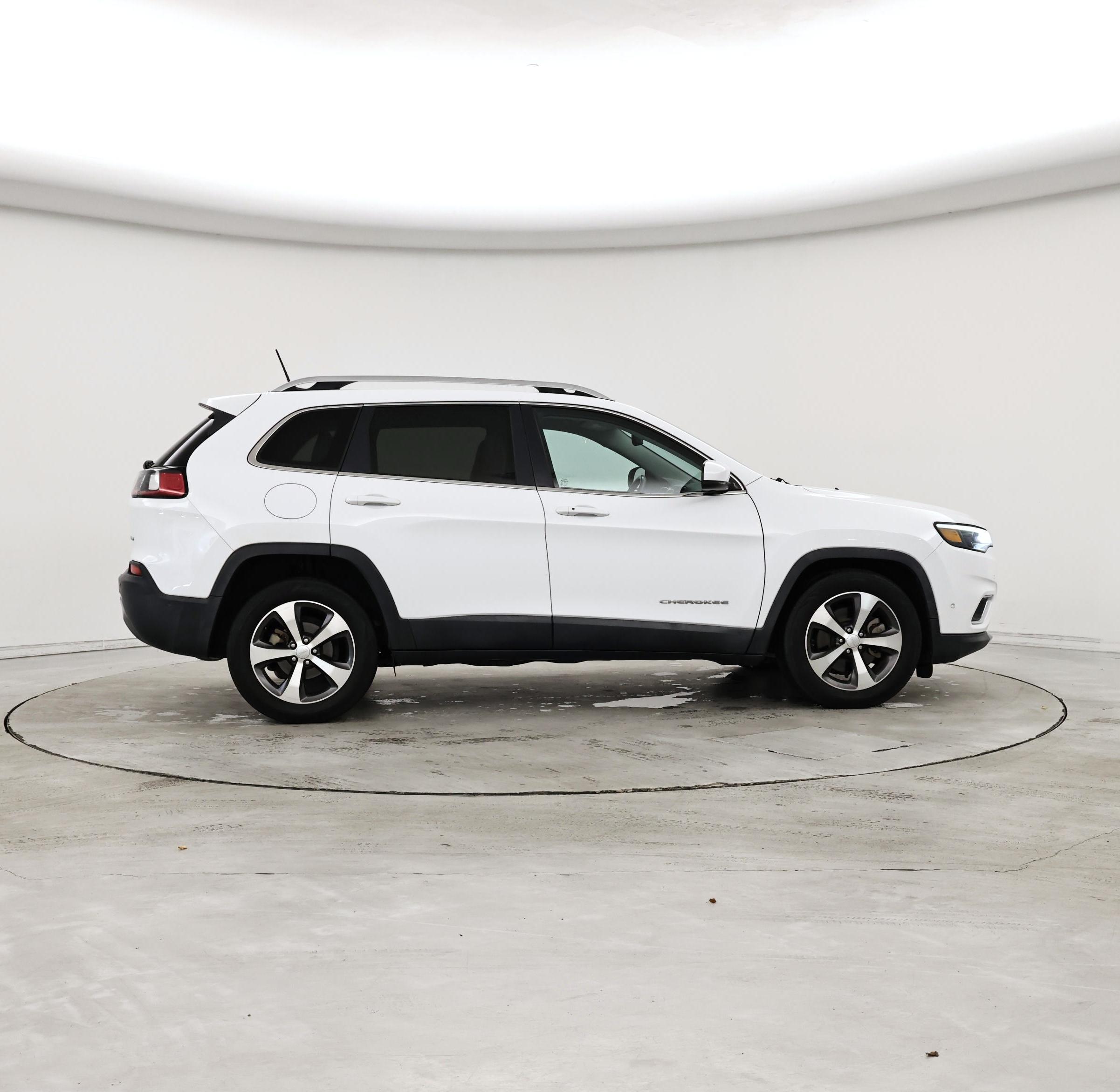Thumbnail: 2020 Jeep Cherokee - 7