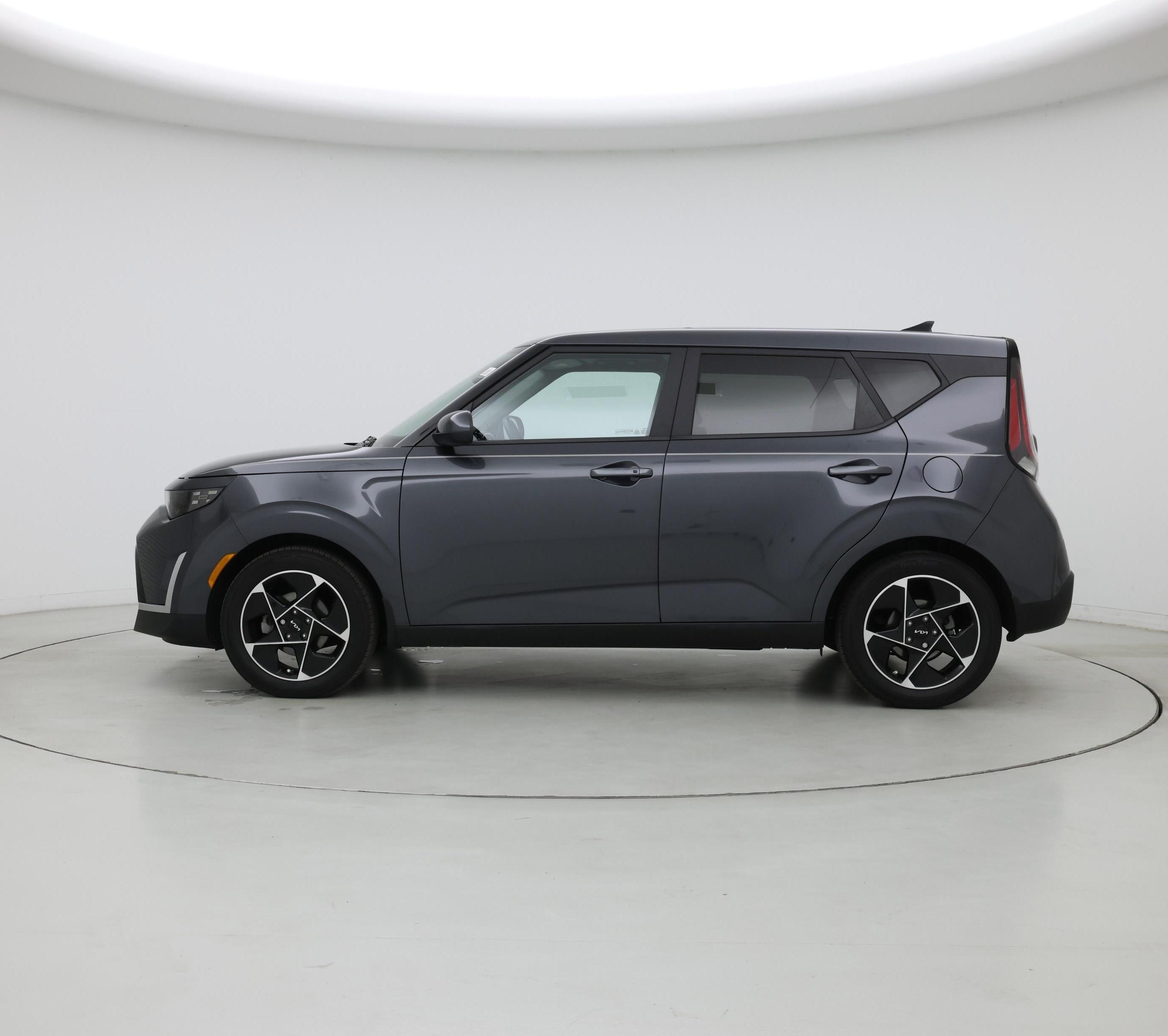 Thumbnail: 2023 Kia Soul - 3