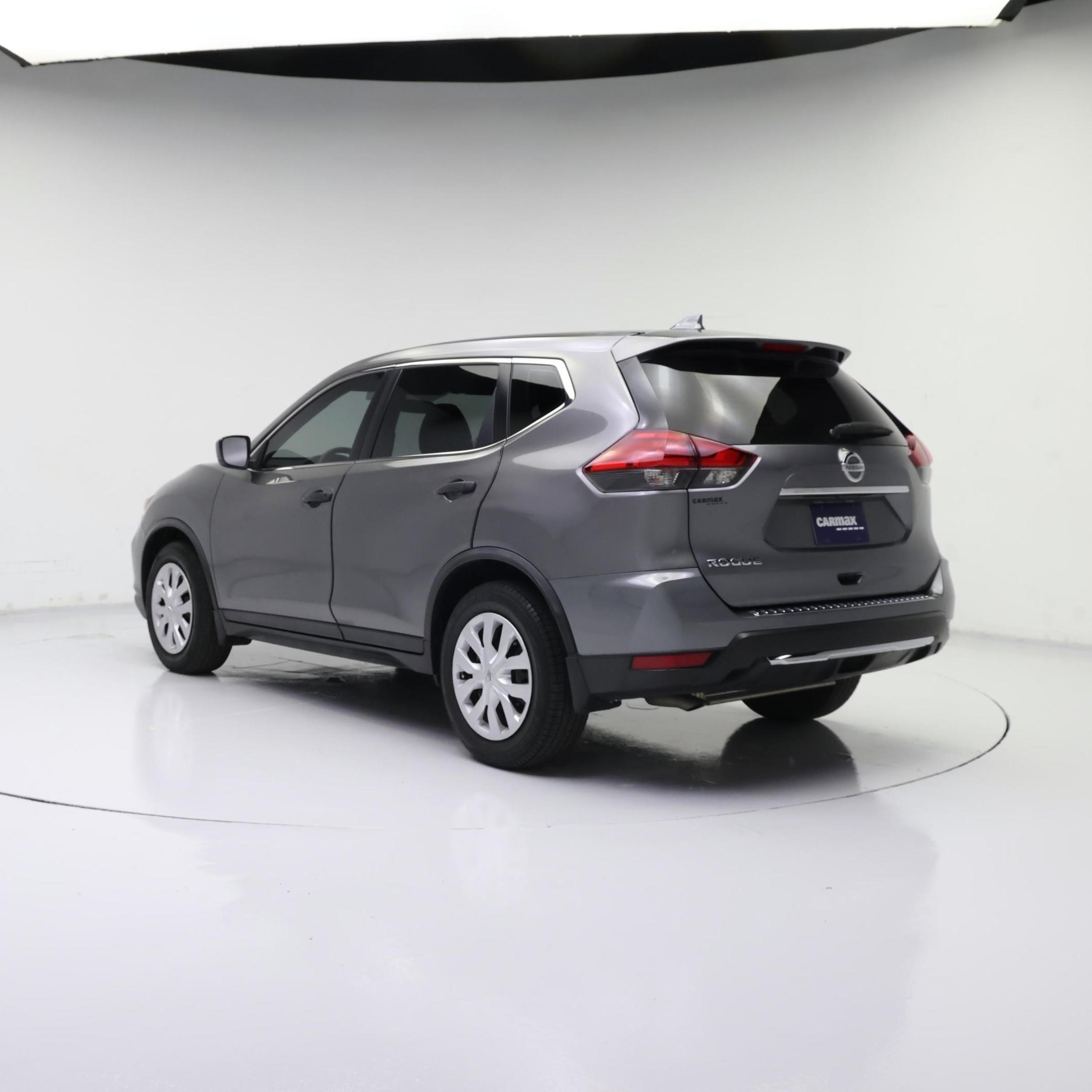Thumbnail: 2017 Nissan Rogue - 2