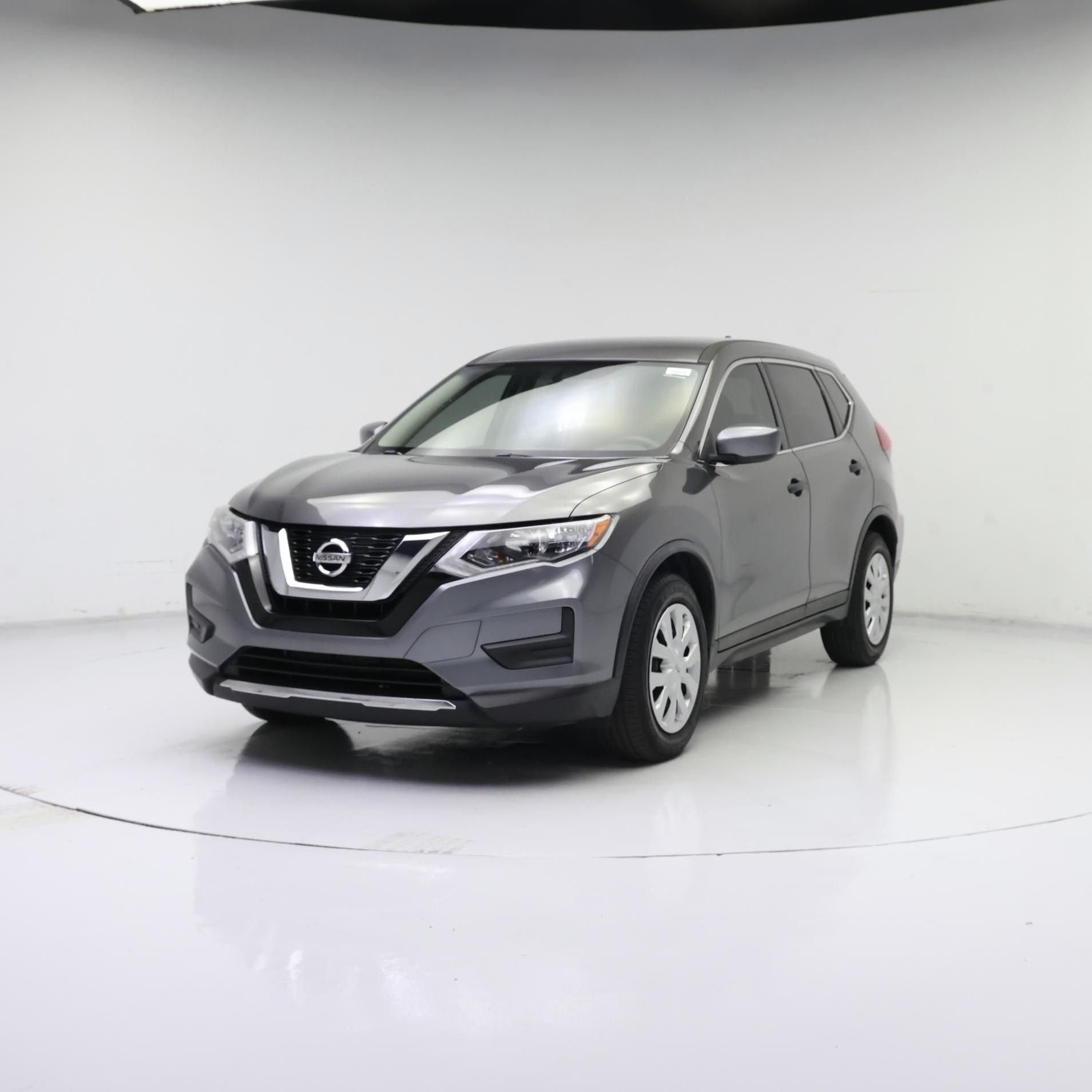 Thumbnail: 2017 Nissan Rogue - 4