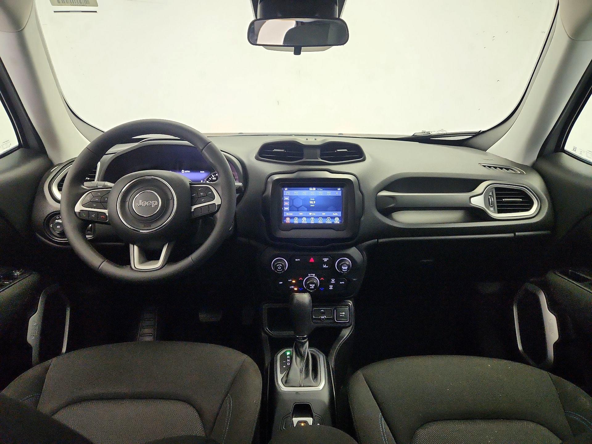 Thumbnail: 2021 Jeep Renegade - 9