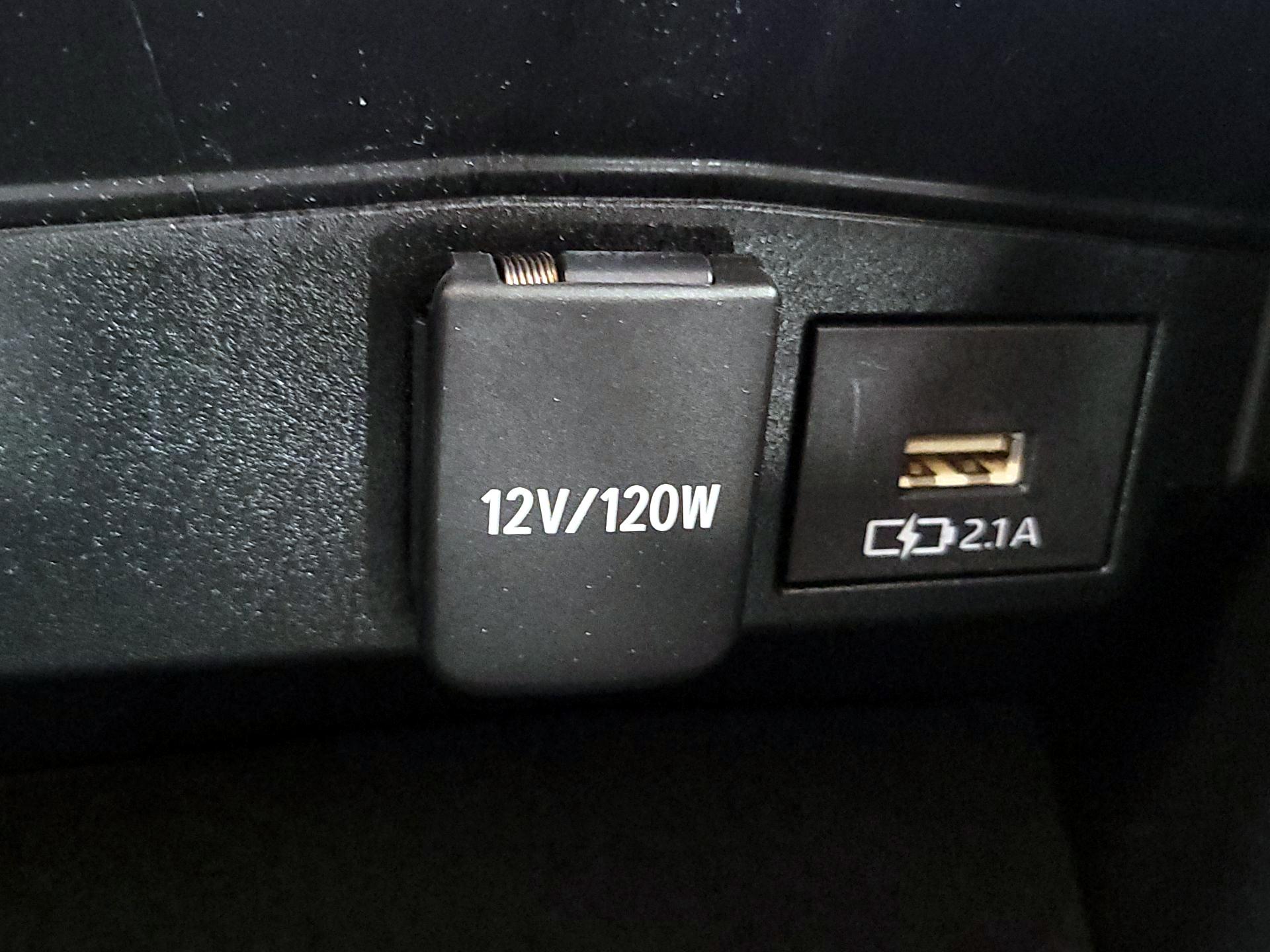 Thumbnail: 2021 Toyota Corolla - 18