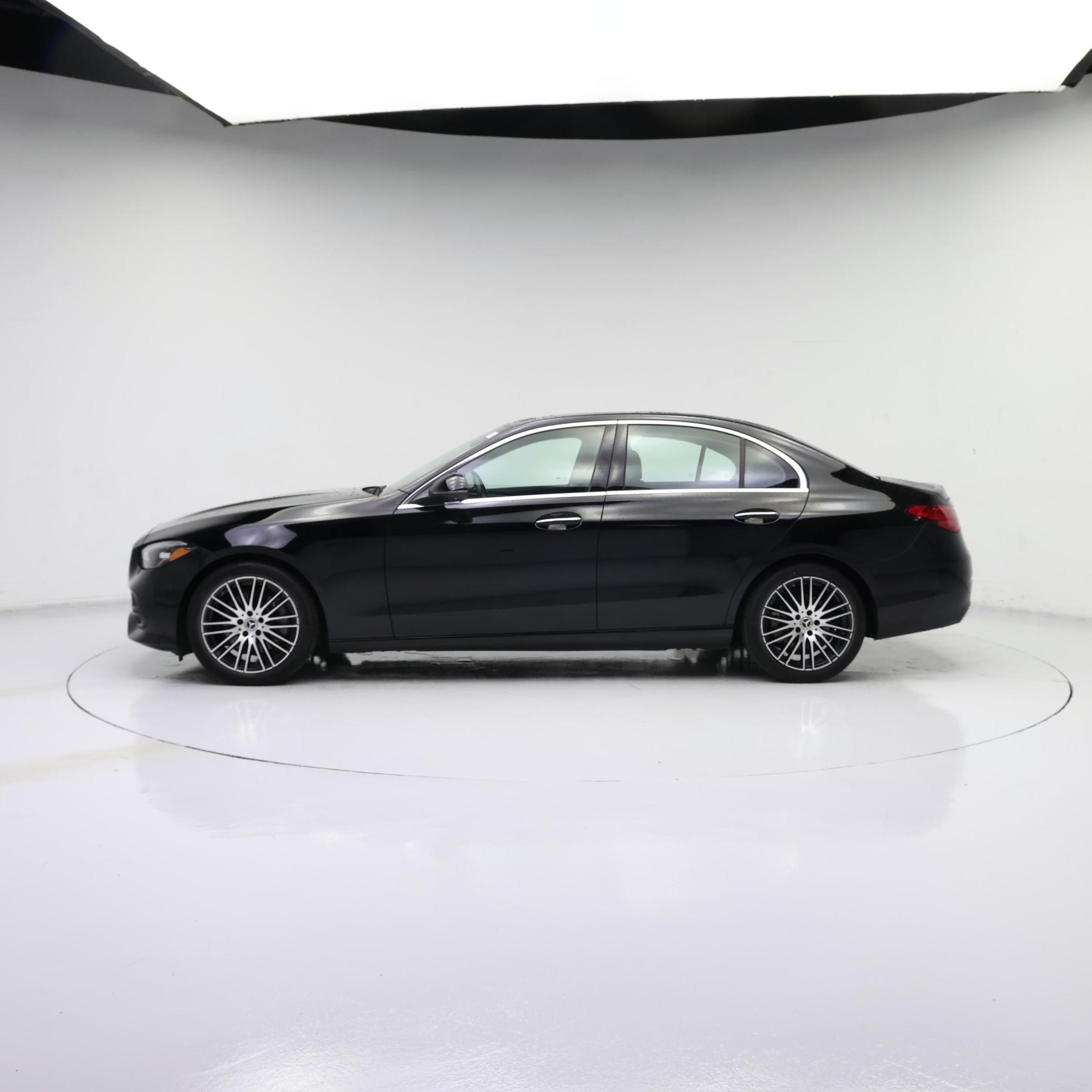 Thumbnail: 2023 Mercedes-Benz C-Class - 3