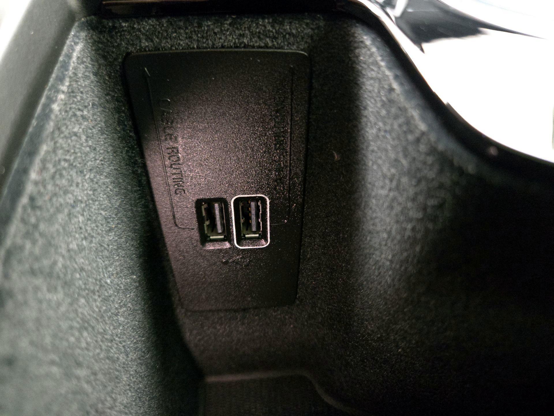 Thumbnail: 2020 Volvo V60 - 19