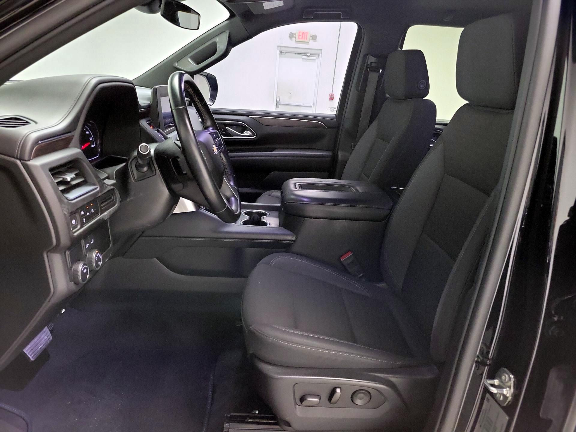 Thumbnail: 2023 Chevrolet Tahoe - 11