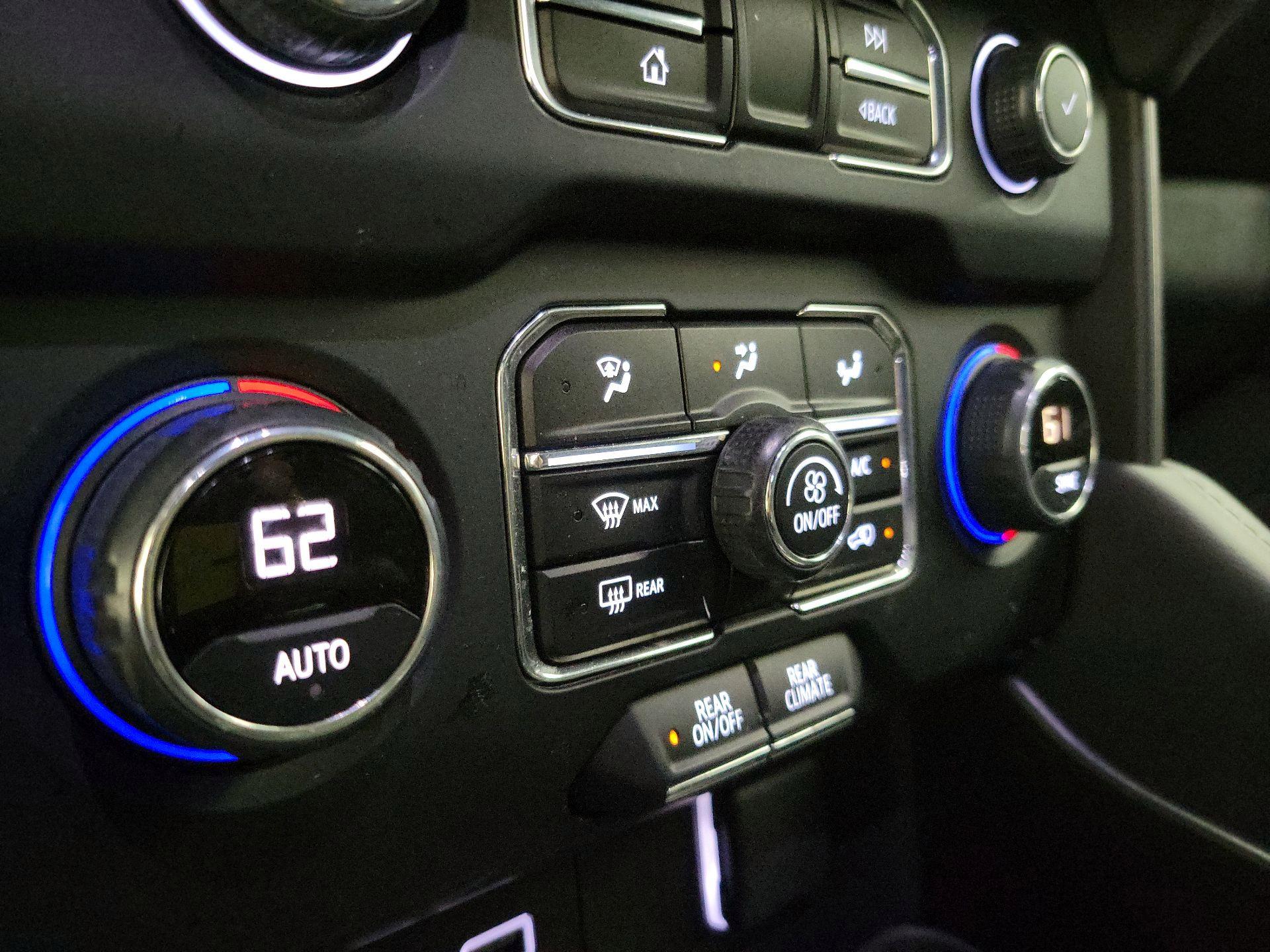 Thumbnail: 2023 Chevrolet Tahoe - 16