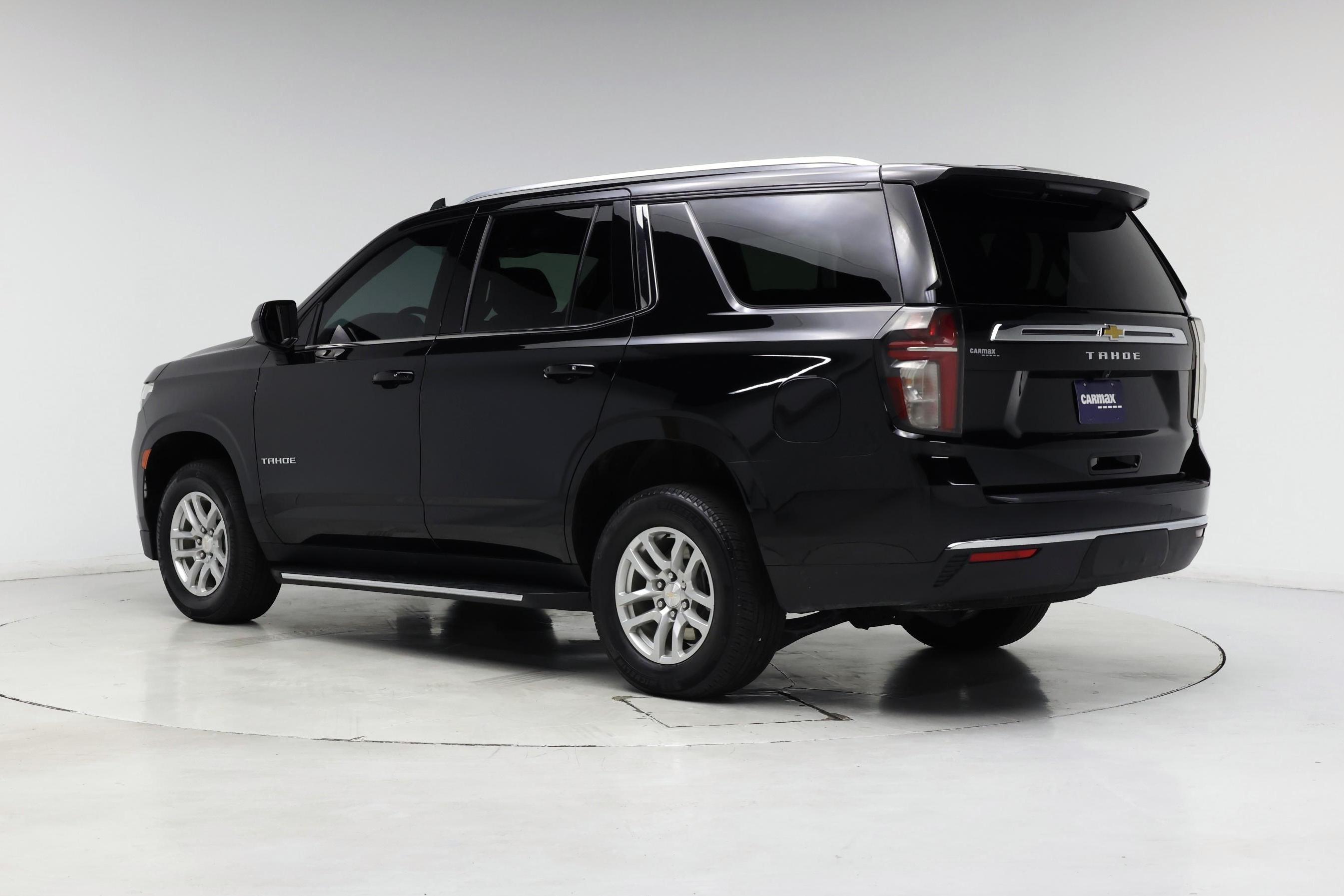 Thumbnail: 2023 Chevrolet Tahoe - 2