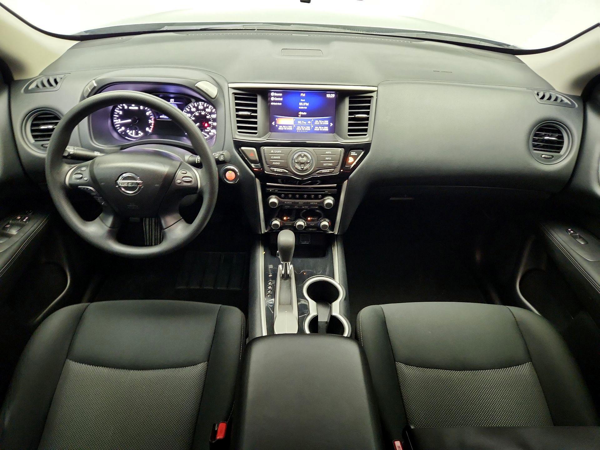 Thumbnail: 2020 Nissan Pathfinder - 9