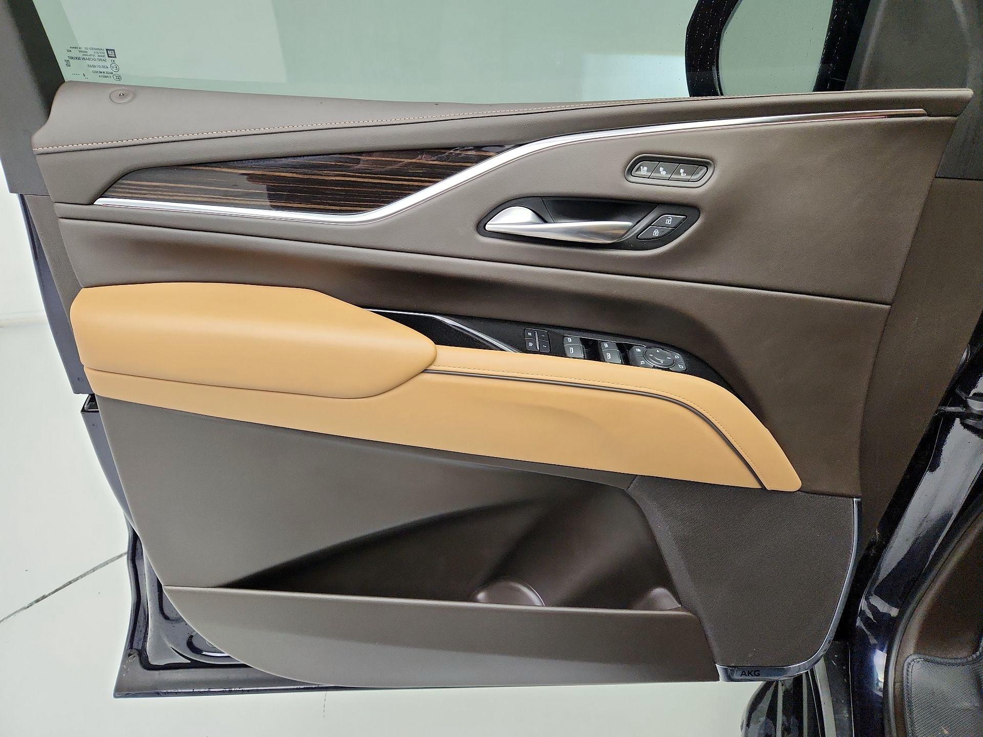 Thumbnail: 2023 Cadillac Escalade - 12