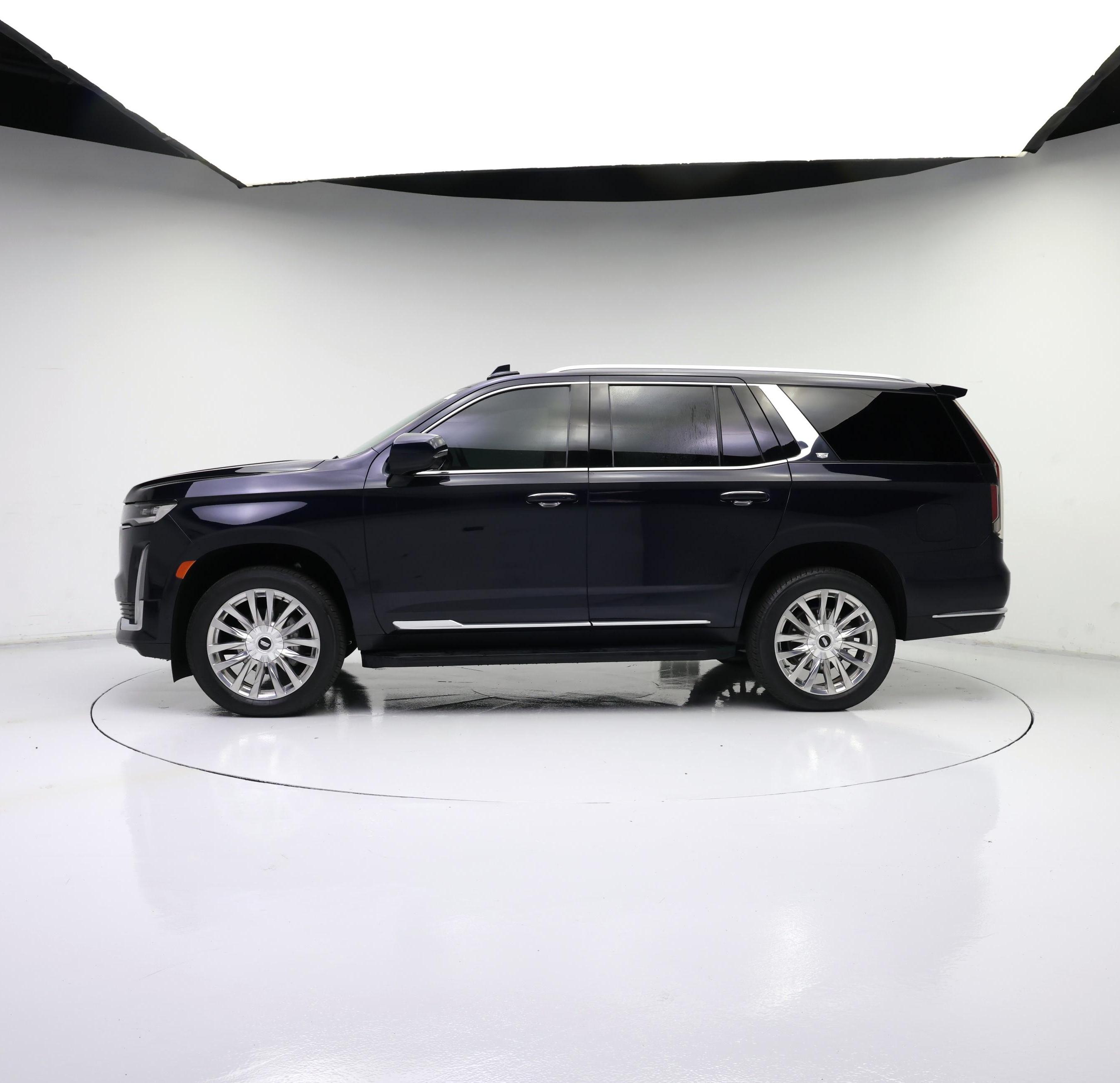 Thumbnail: 2023 Cadillac Escalade - 3