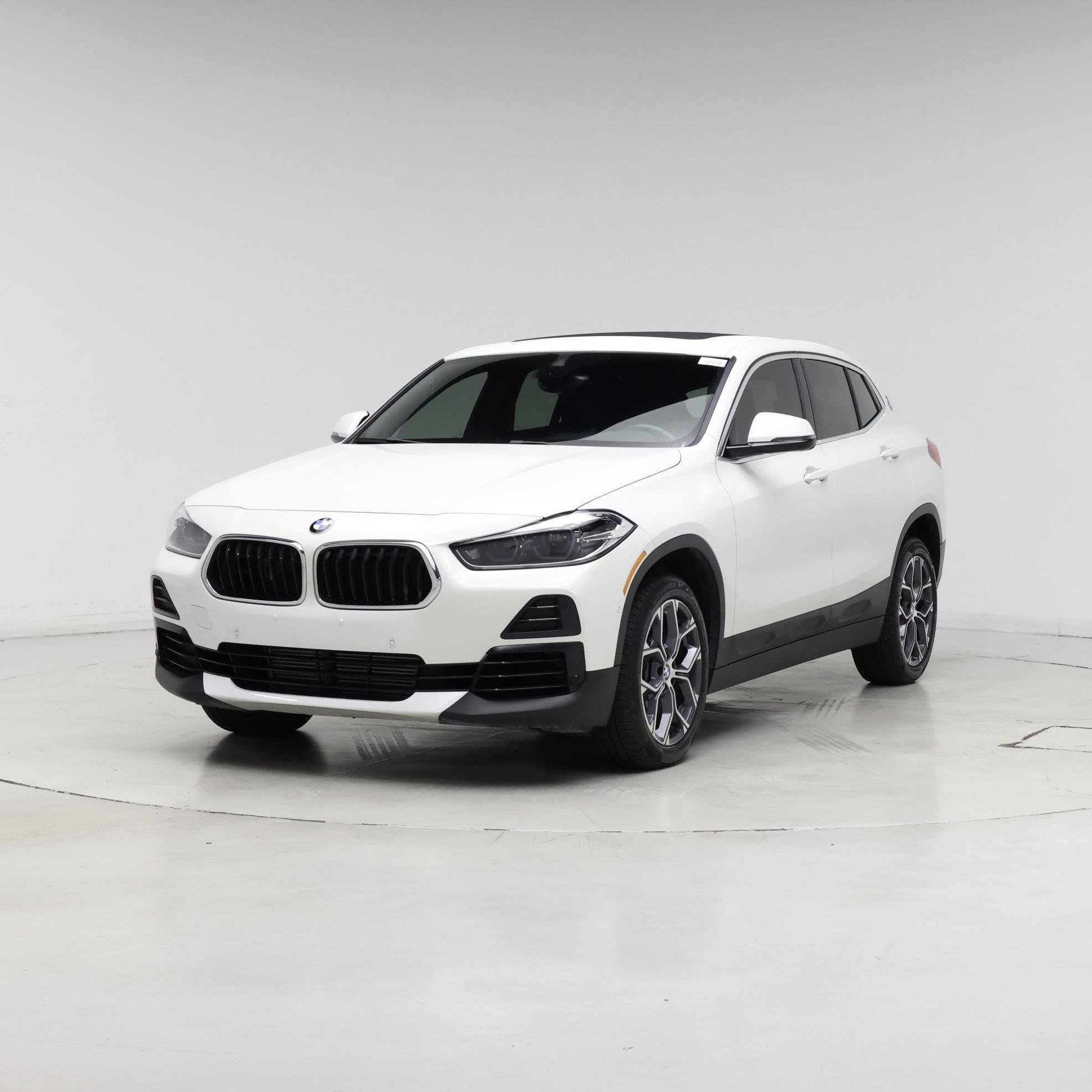 Thumbnail: 2023 BMW X2 - 4