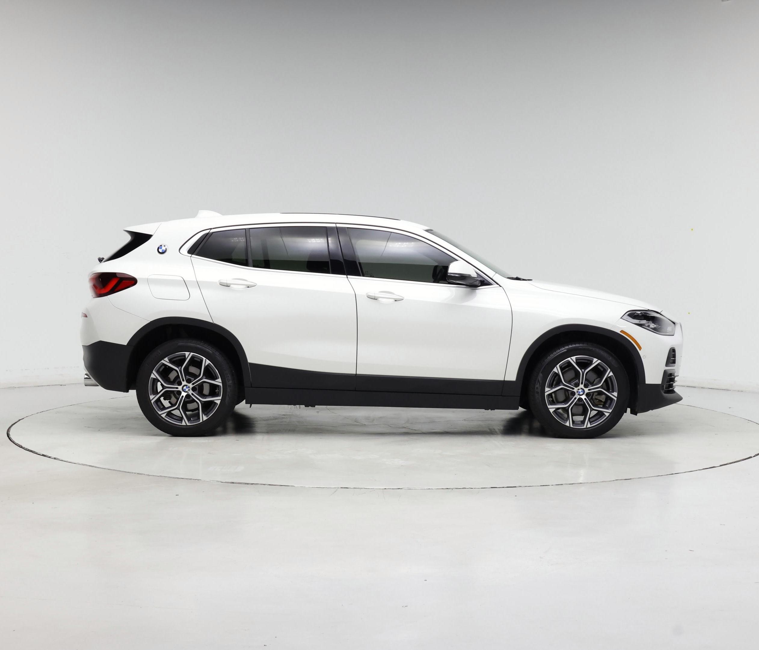 Thumbnail: 2023 BMW X2 - 7