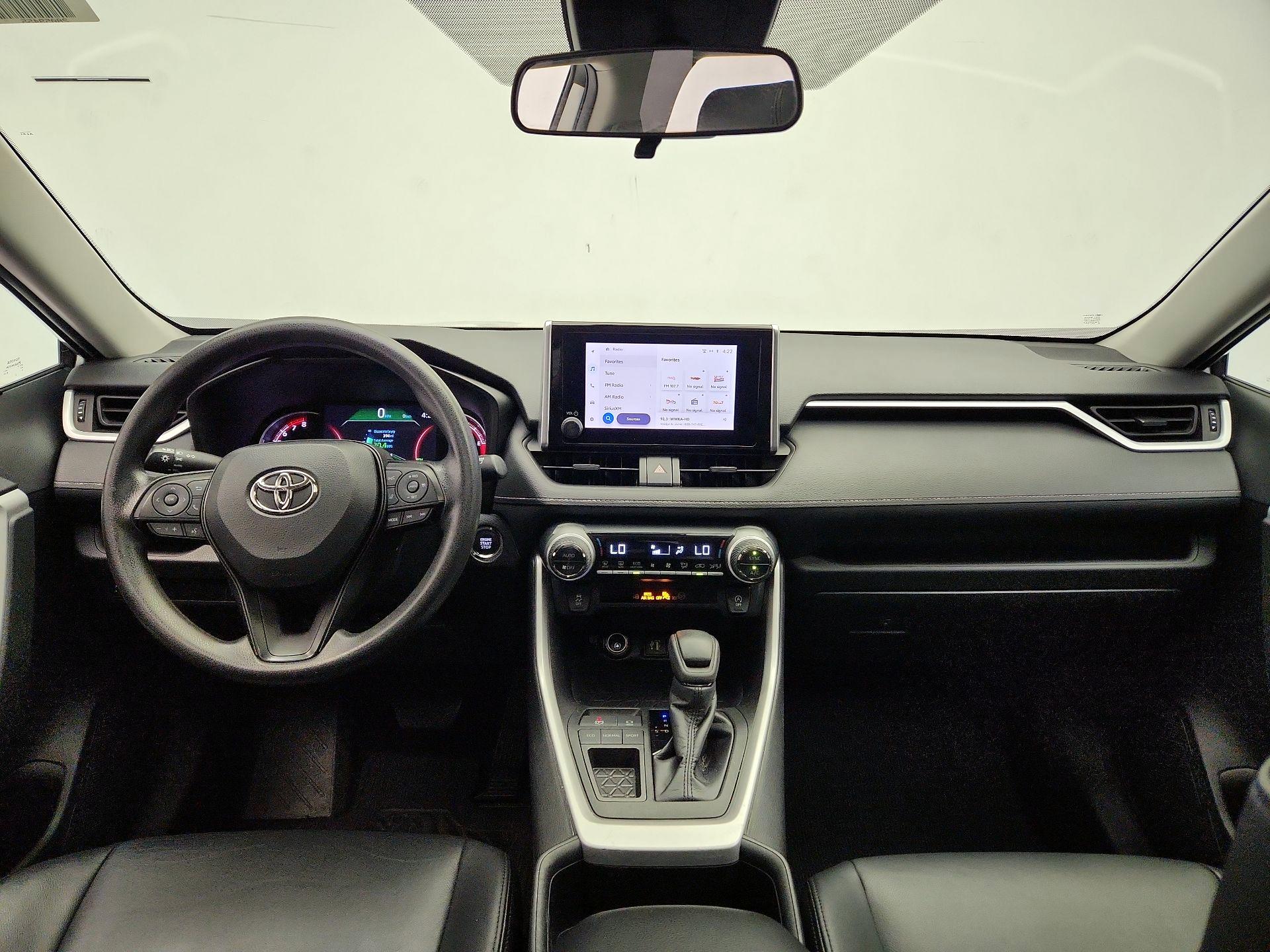 Thumbnail: 2023 Toyota RAV4 - 9