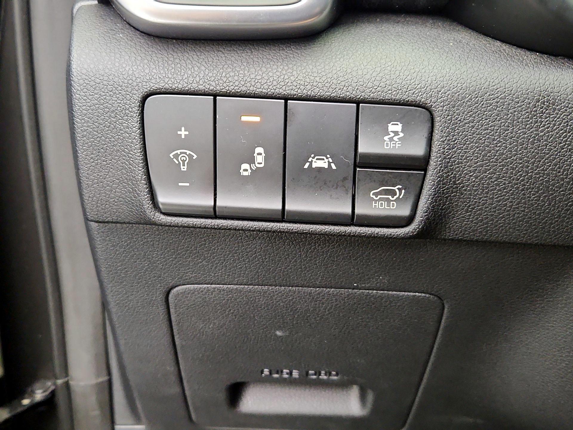 Thumbnail: 2018 Kia Sportage - 13