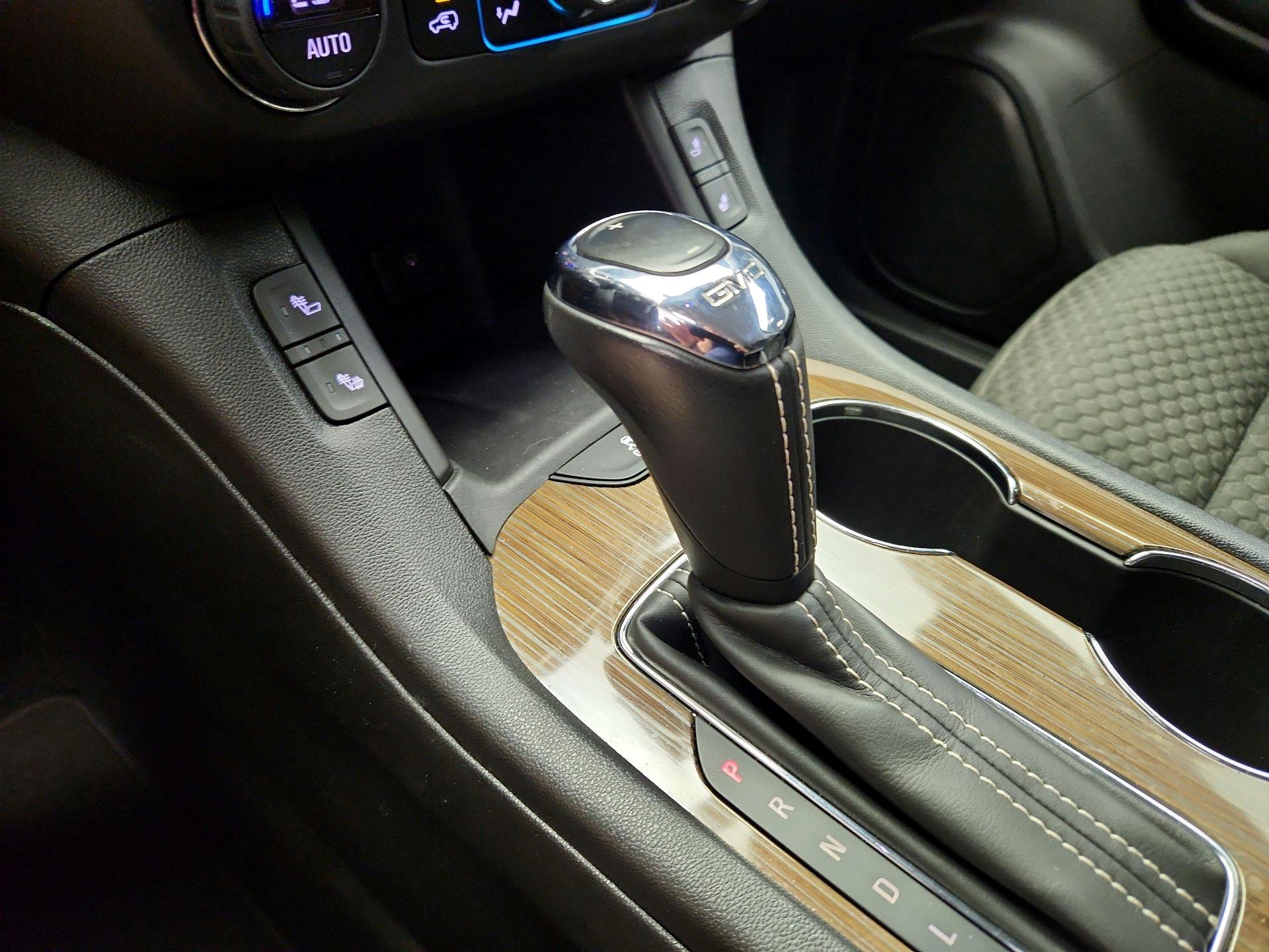 Thumbnail: 2019 GMC Acadia - 17