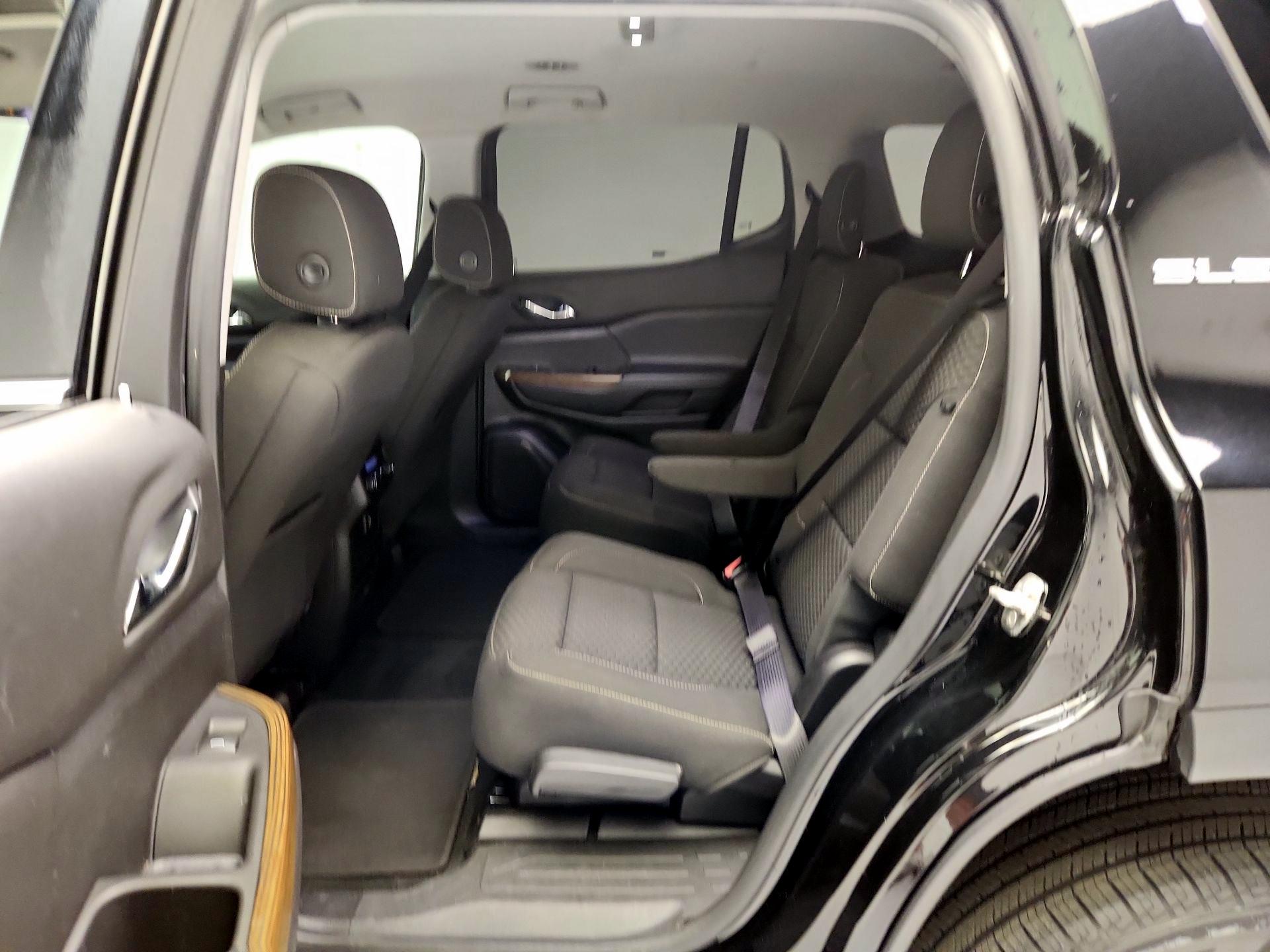 Thumbnail: 2019 GMC Acadia - 19