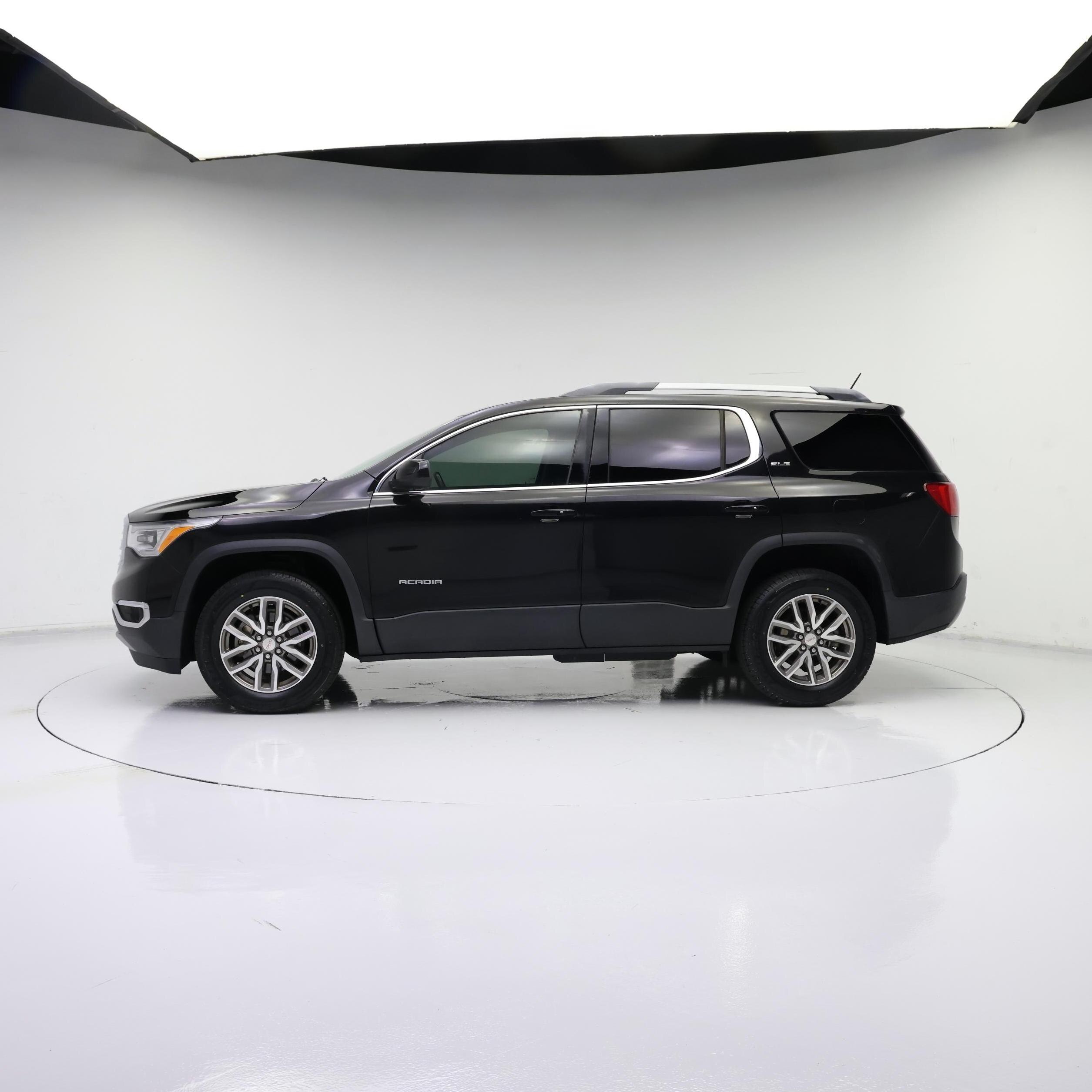 Thumbnail: 2019 GMC Acadia - 3