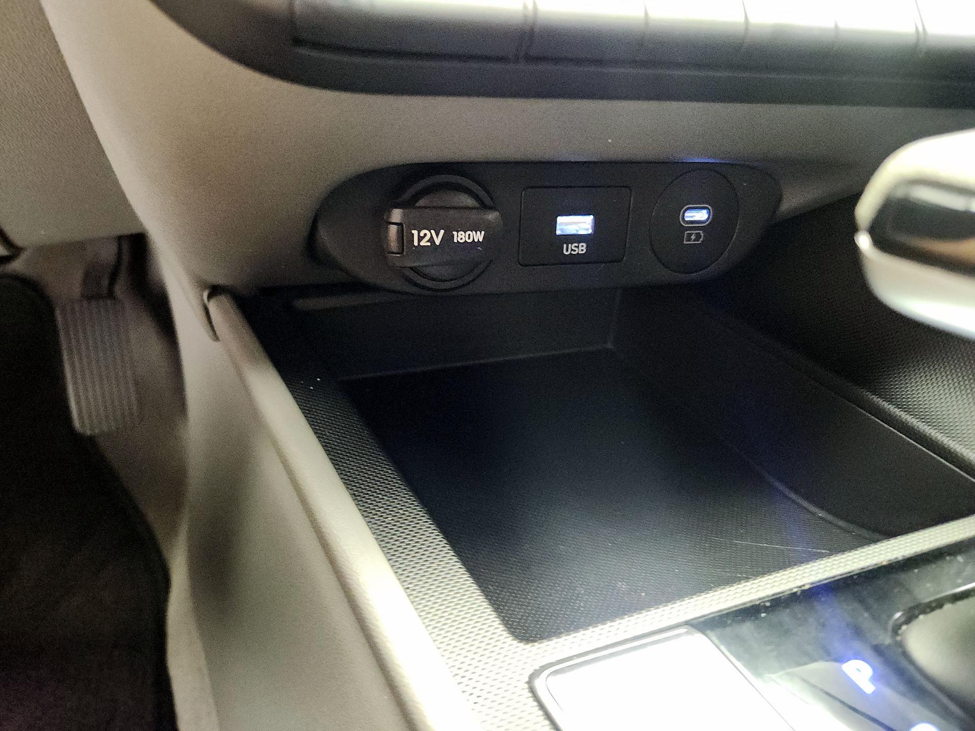 Thumbnail: 2024 Hyundai Elantra - 19