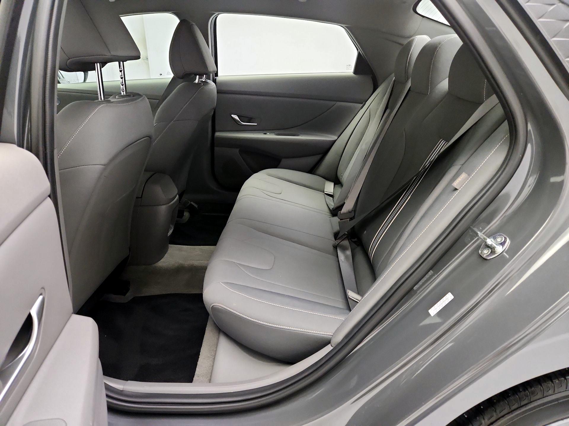 Thumbnail: 2024 Hyundai Elantra - 20