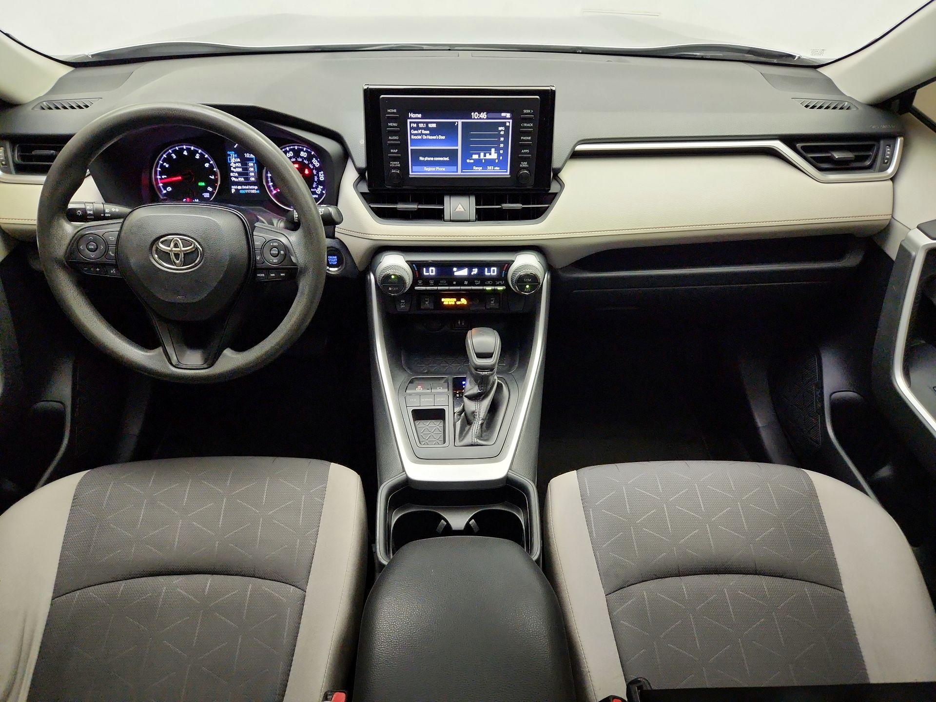 Thumbnail: 2019 Toyota RAV4 - 9