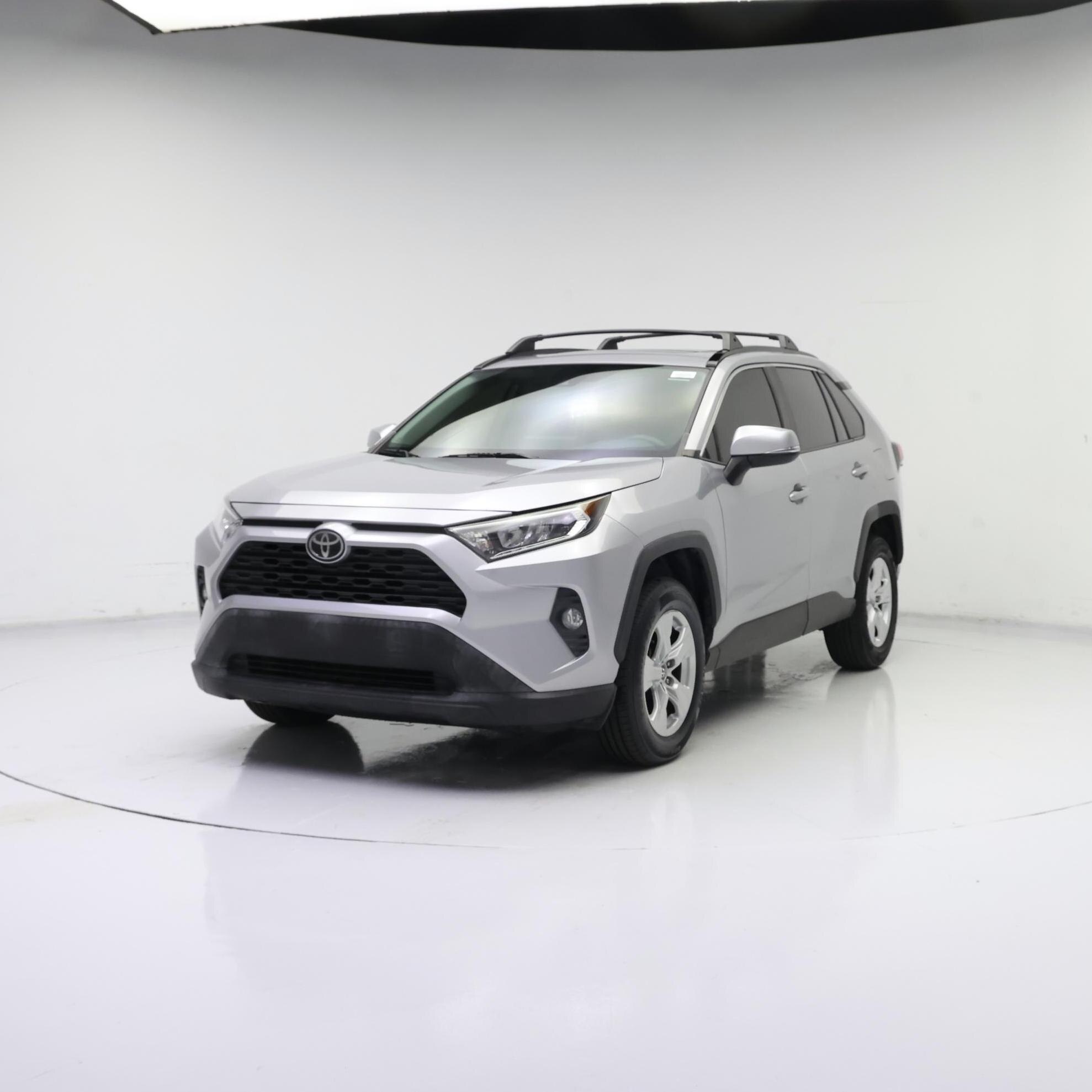 Thumbnail: 2019 Toyota RAV4 - 4