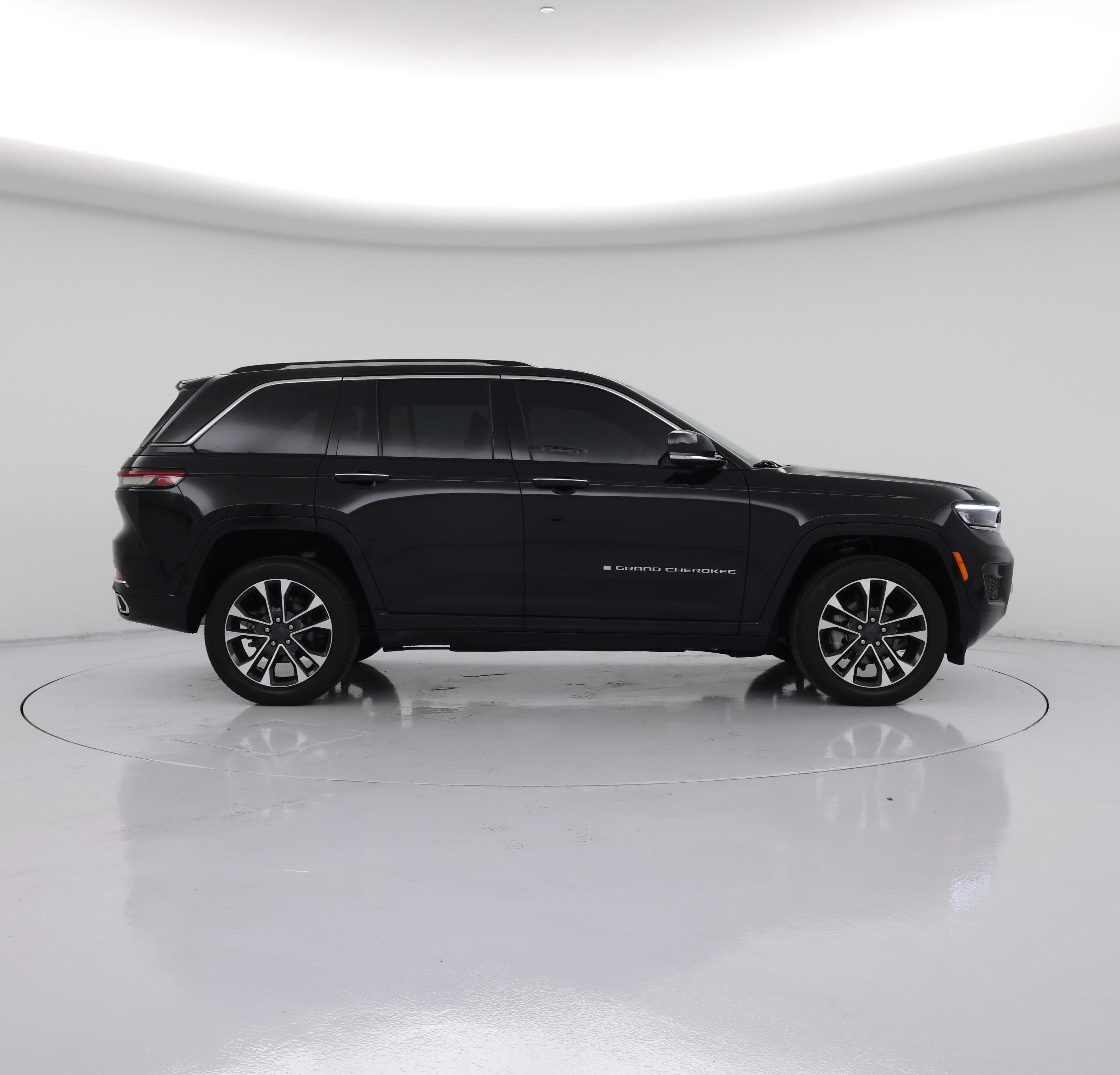 Thumbnail: 2023 Jeep Grand Cherokee - 7